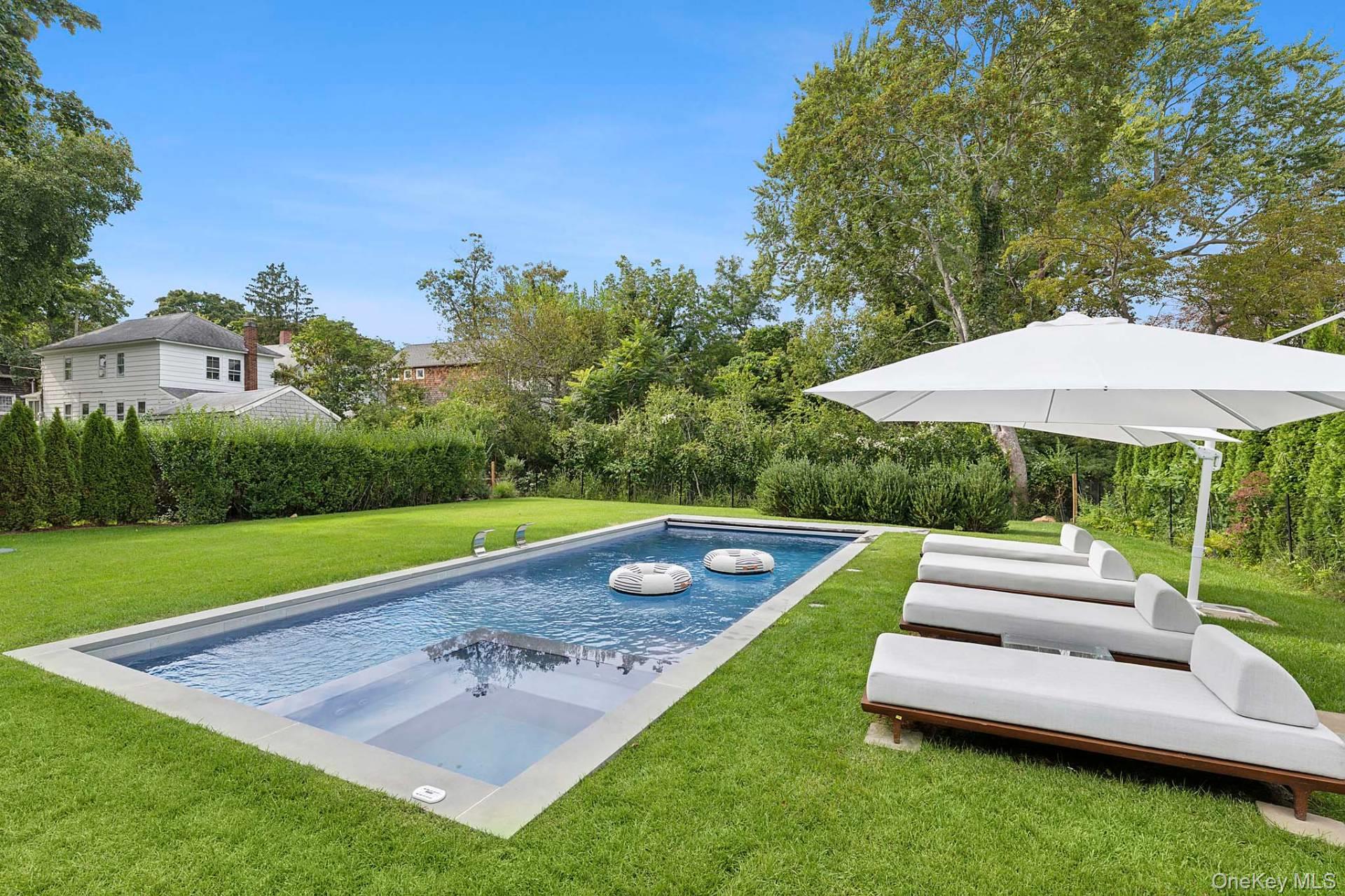 25 Henry Street, Sag Harbor, NY 11963