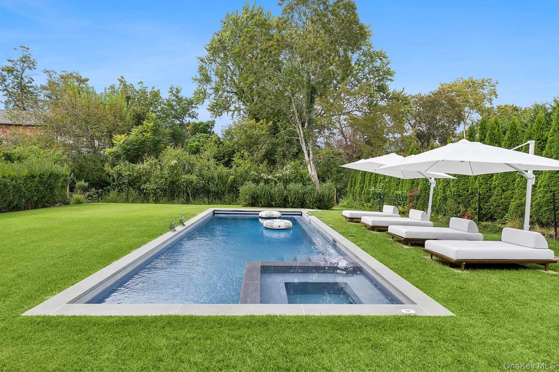 25 Henry Street, Sag Harbor, NY 11963