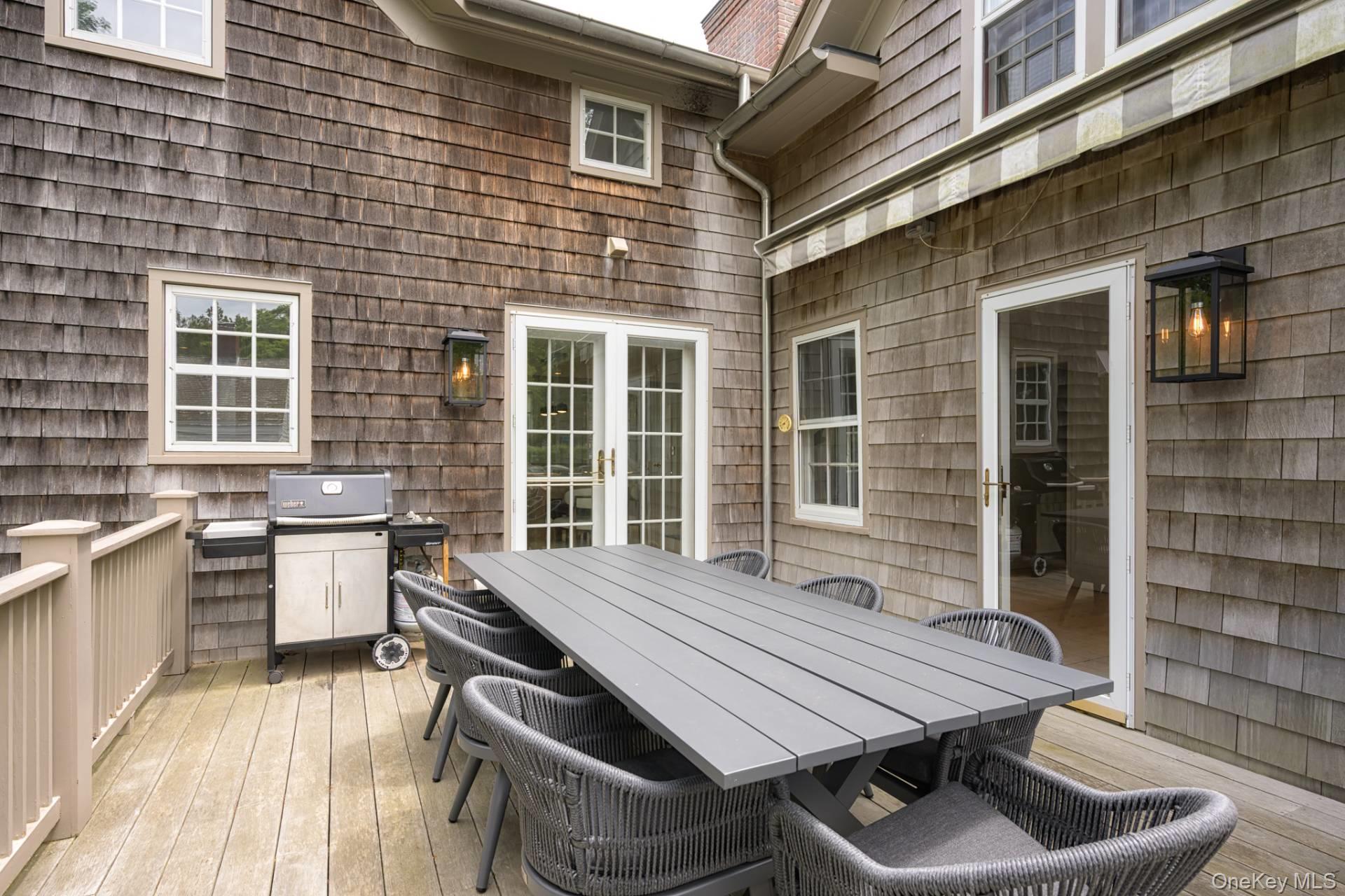 25 Henry Street, Sag Harbor, NY 11963