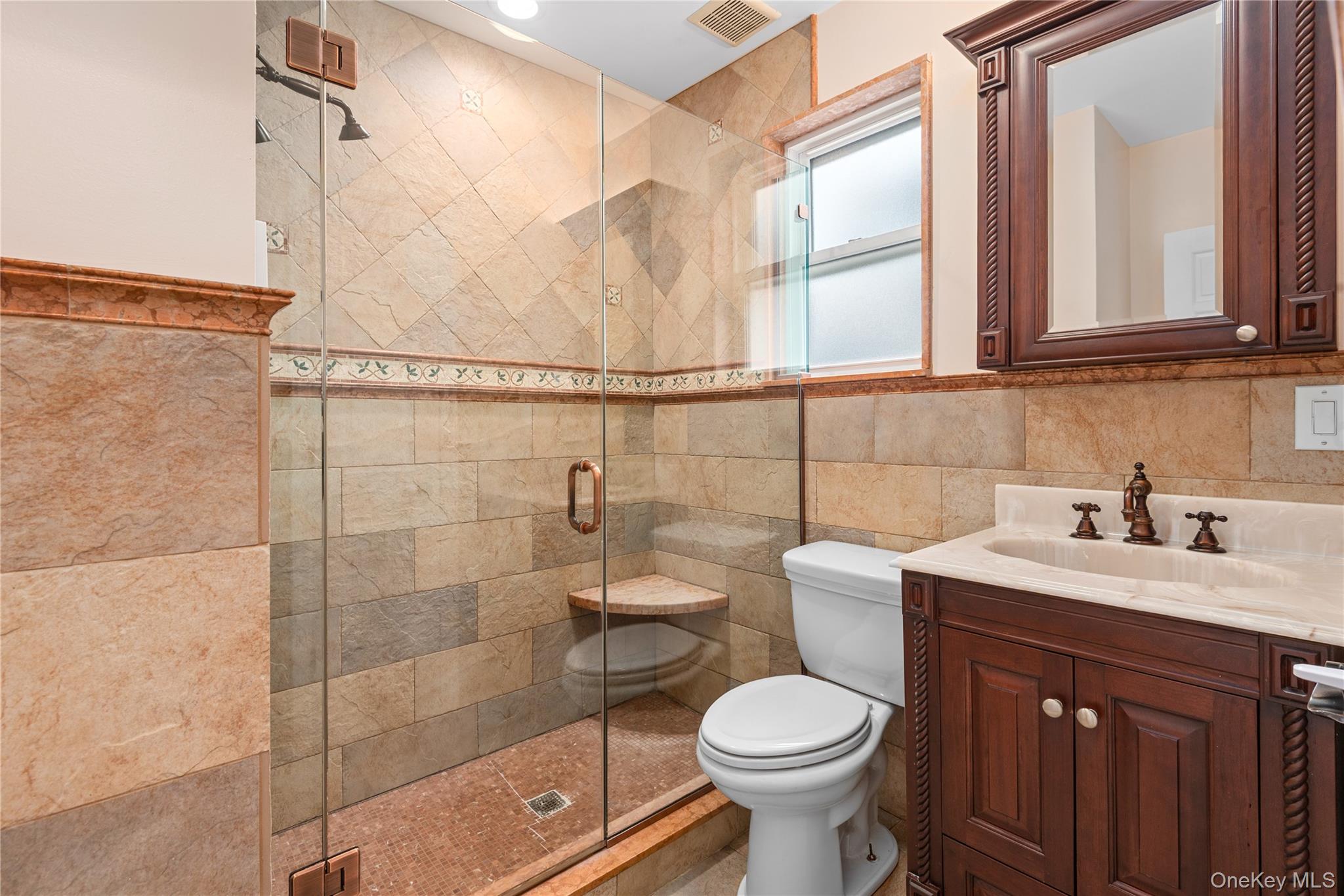 8921 Aubrey Avenue, Glendale, NY 11385