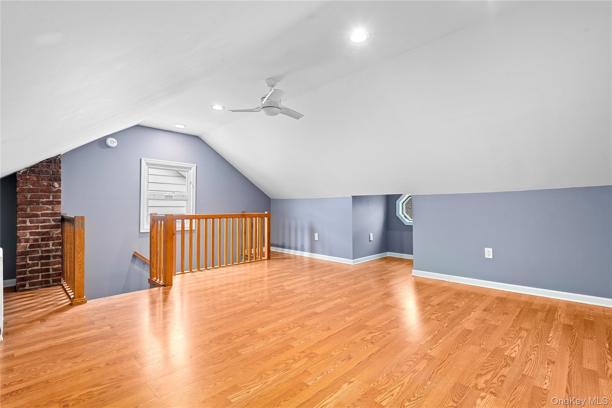 8921 Aubrey Avenue, Glendale, NY 11385