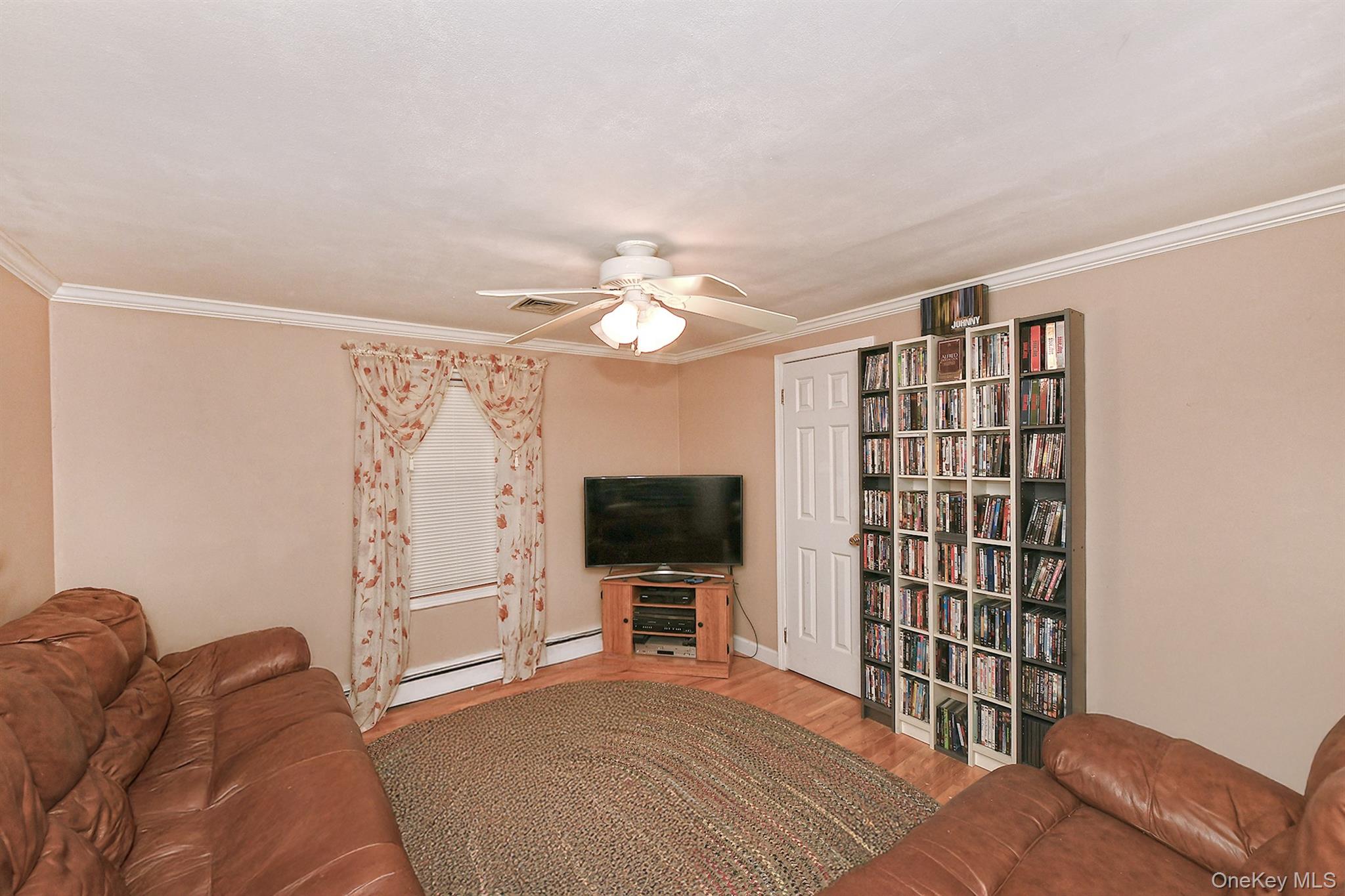 96 10th Avenue, Holtsville, NY 11742