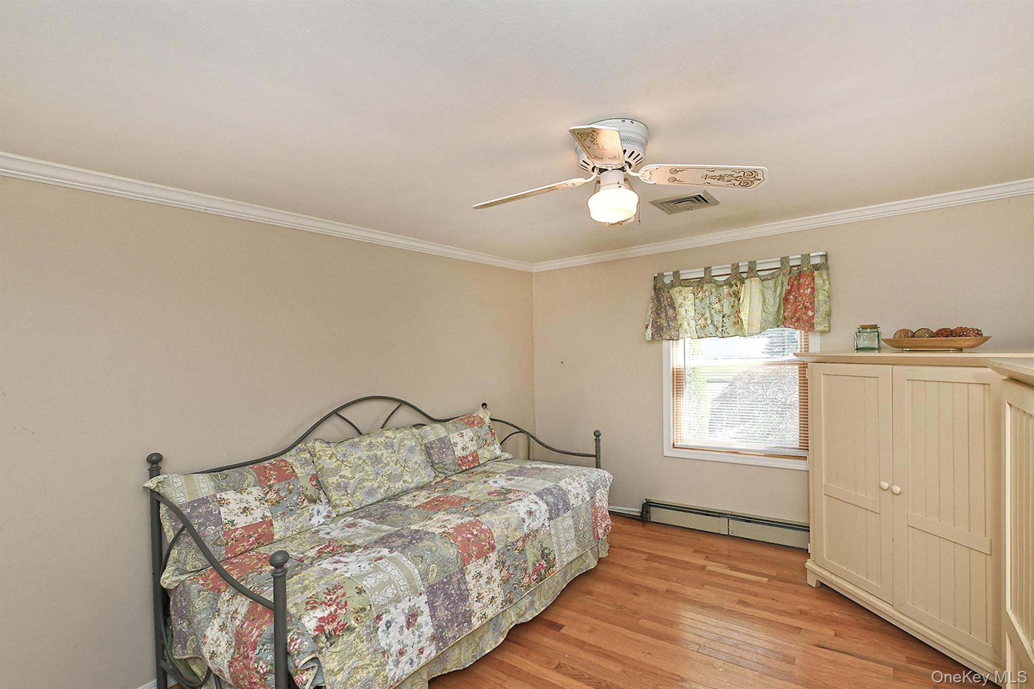 96 10th Avenue, Holtsville, NY 11742