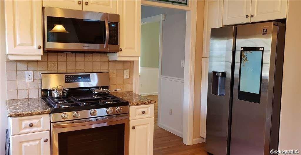 28 Carley Avenue, Huntington, NY 11743