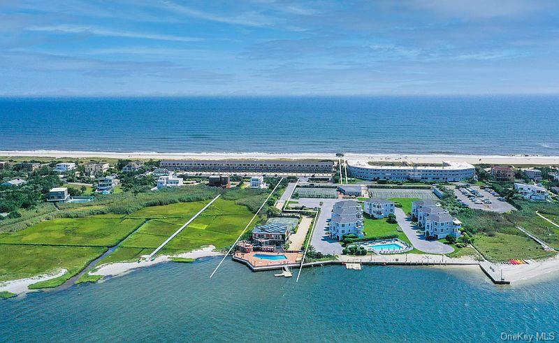 570 Dune Road, Westhampton Beach, NY 11978