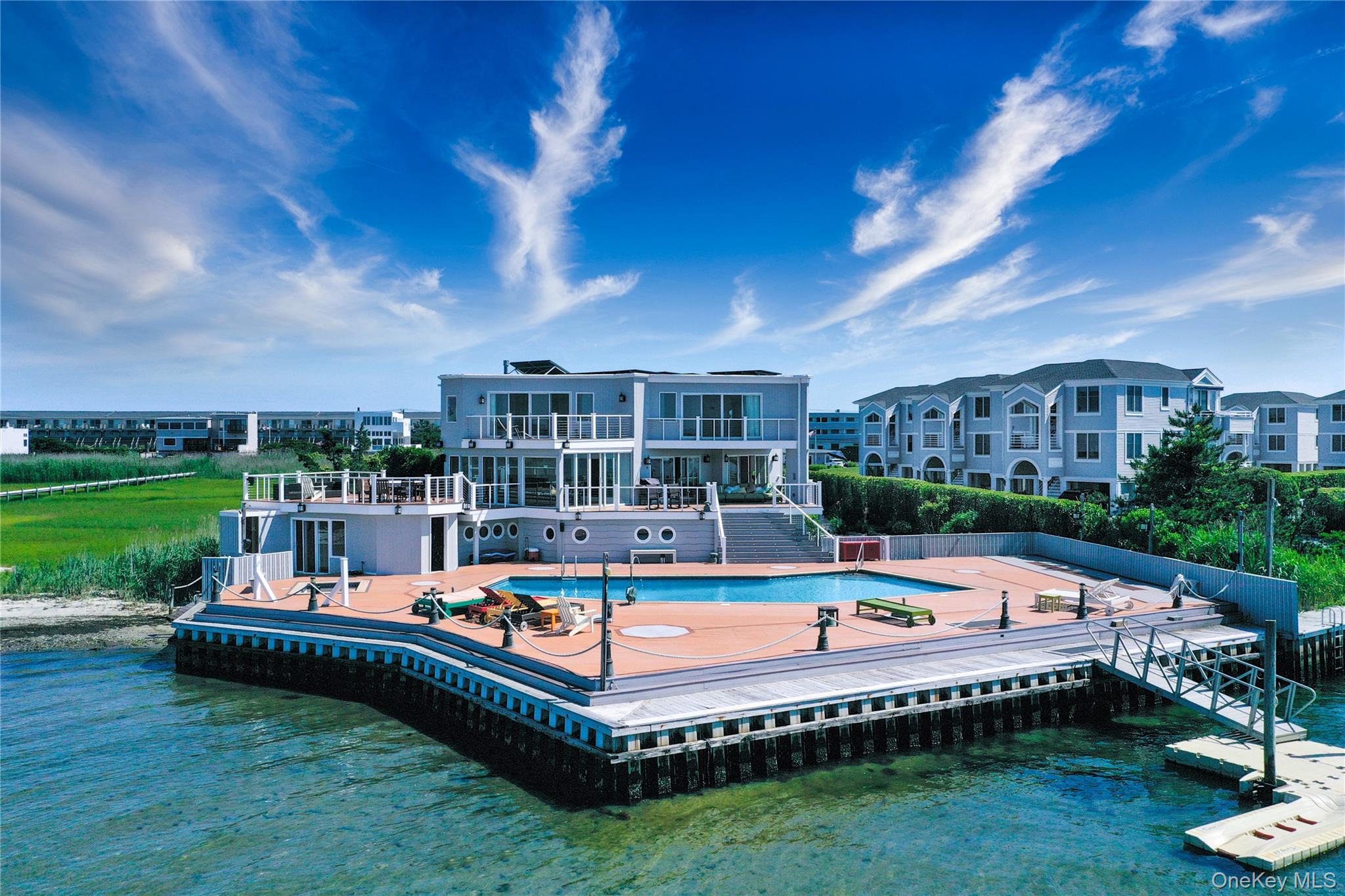 570 Dune Road, Westhampton Beach, NY 11978