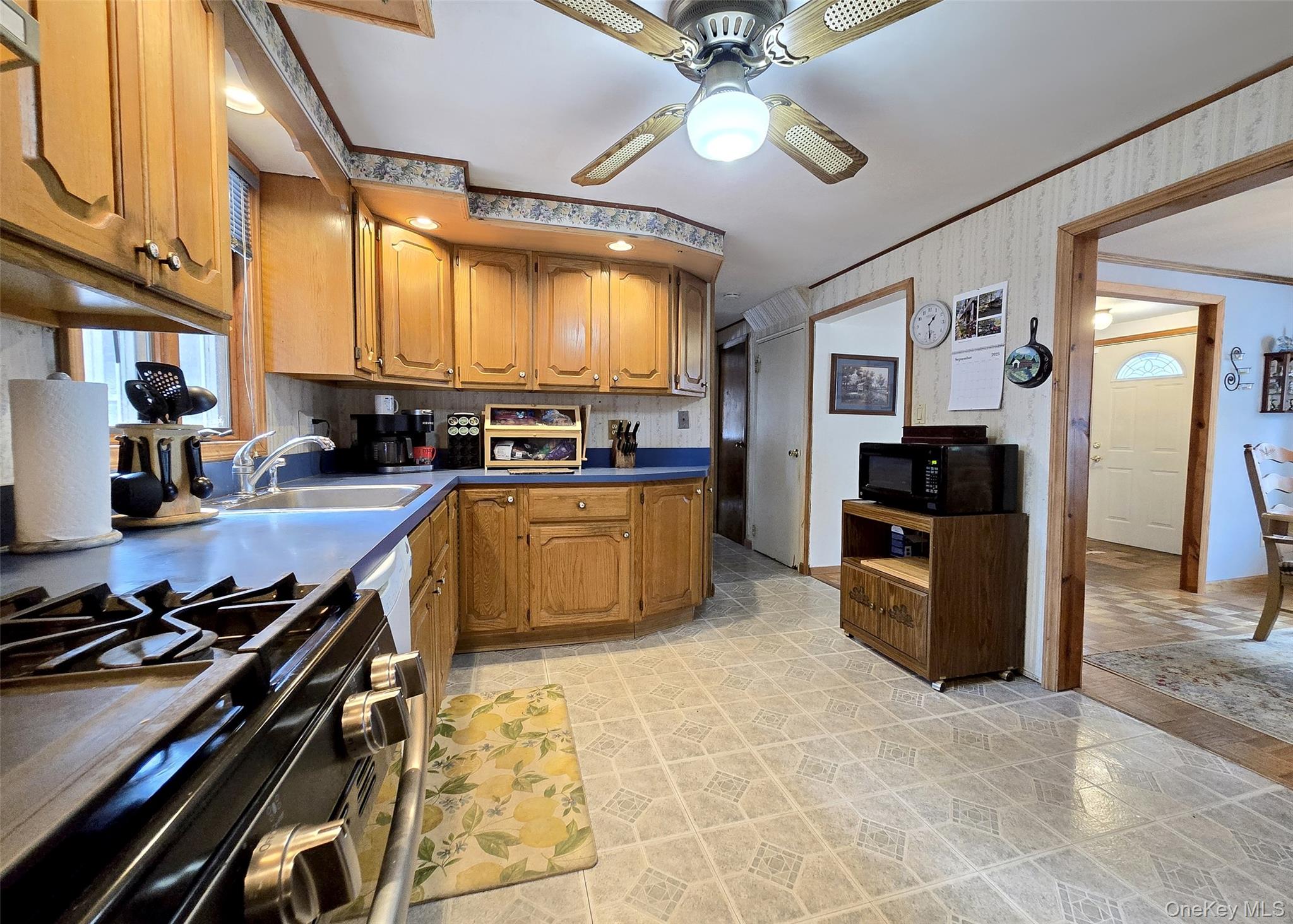 8 Corvette Road, Selden, NY 11784