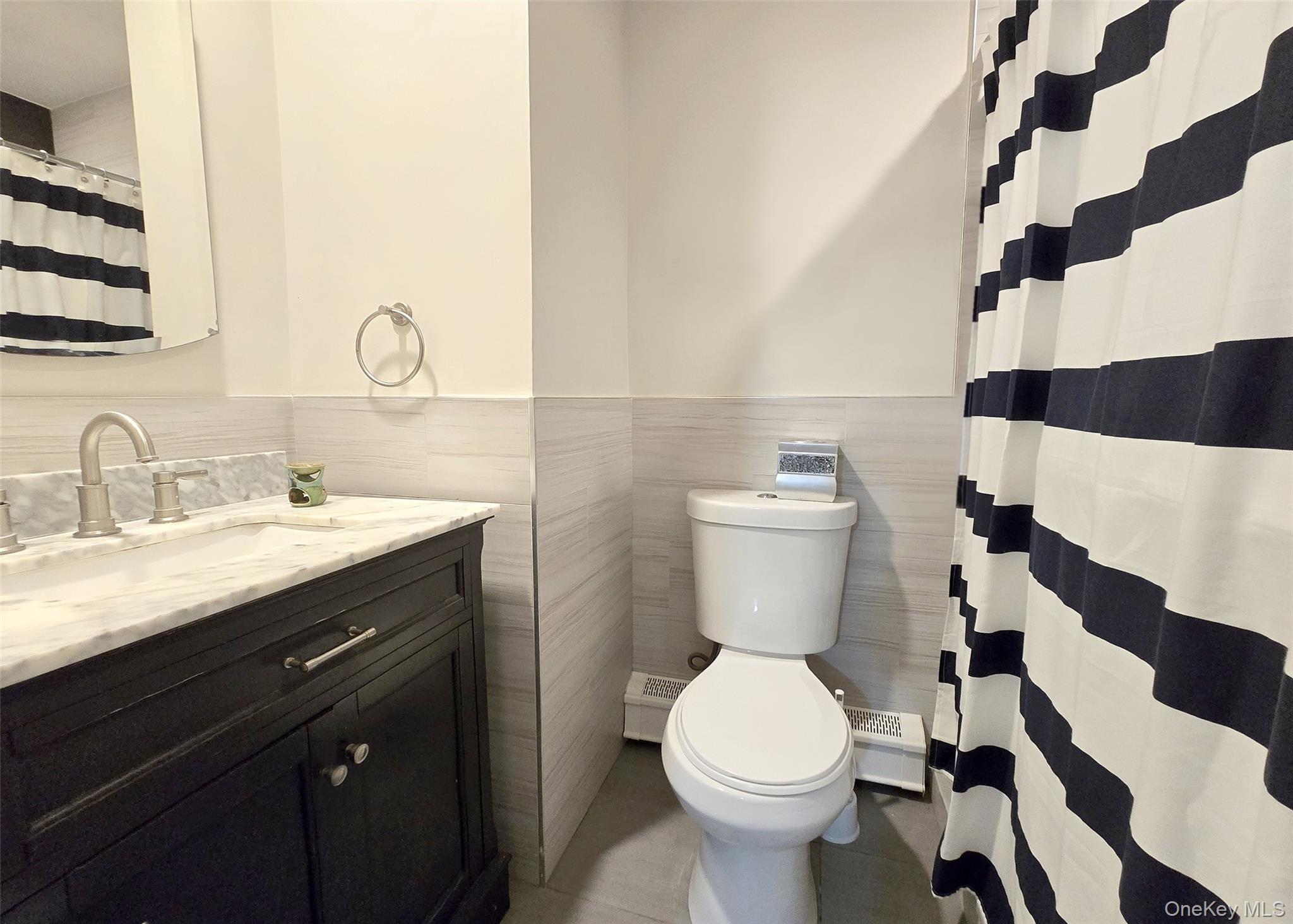 10 Hyde Lane, Coram, NY 11727