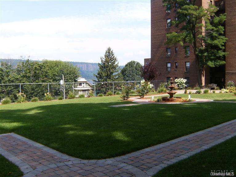 632 Warburton # 7A, Yonkers, NY 10701
