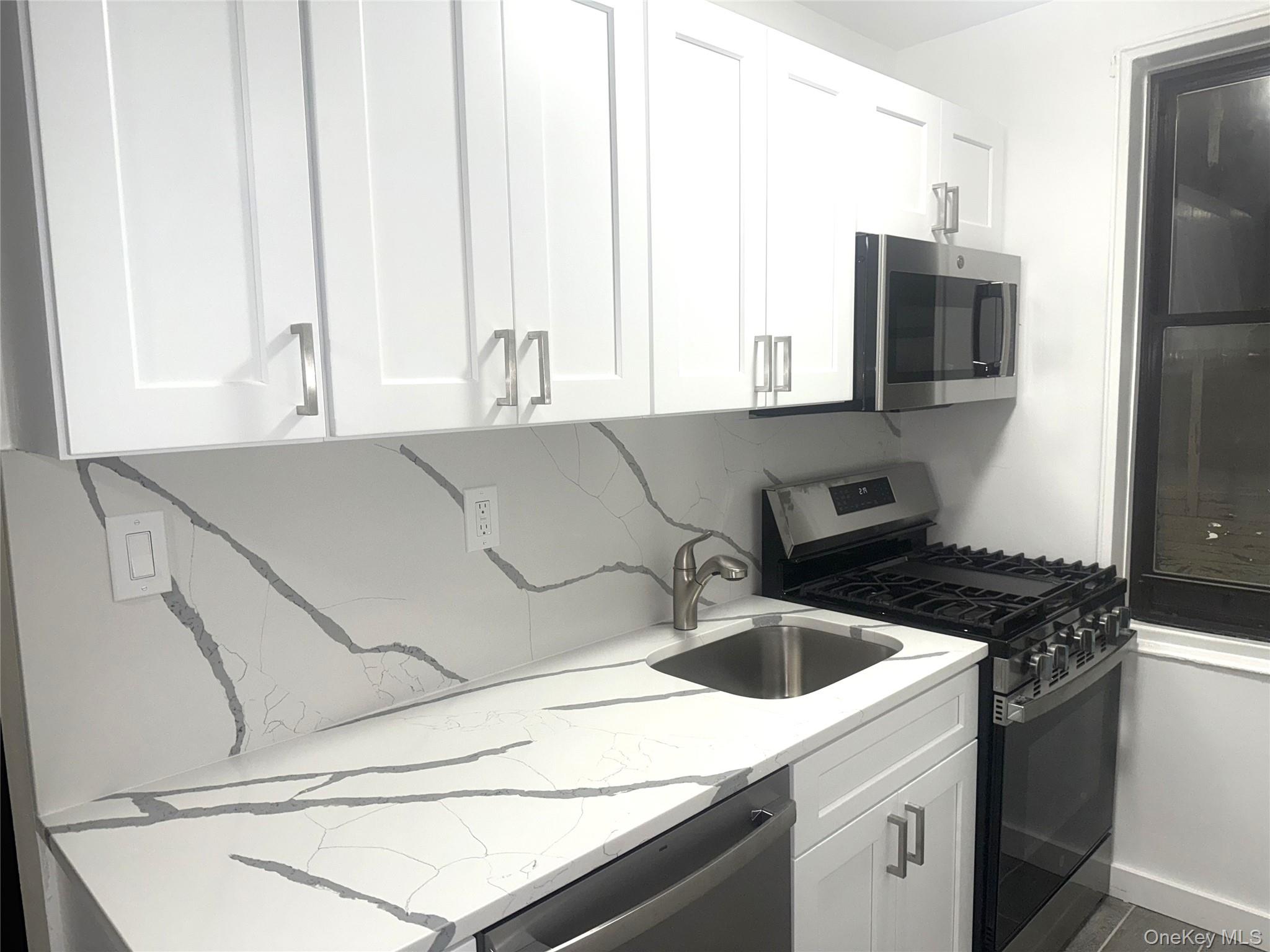 632 Warburton # 7A, Yonkers, NY 10701