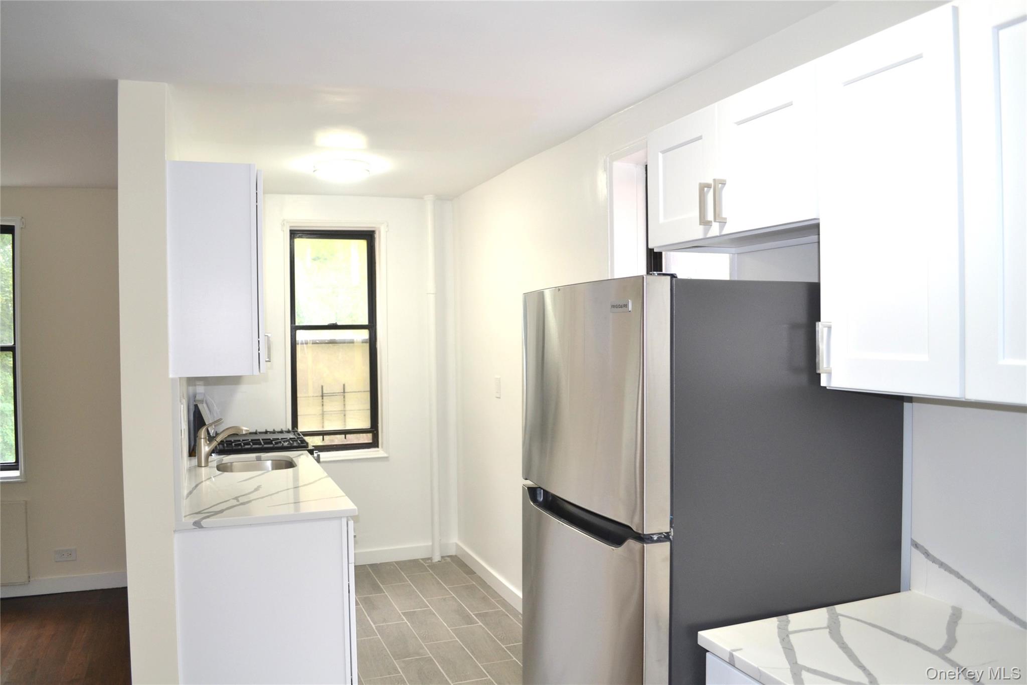 632 Warburton # 7A, Yonkers, NY 10701