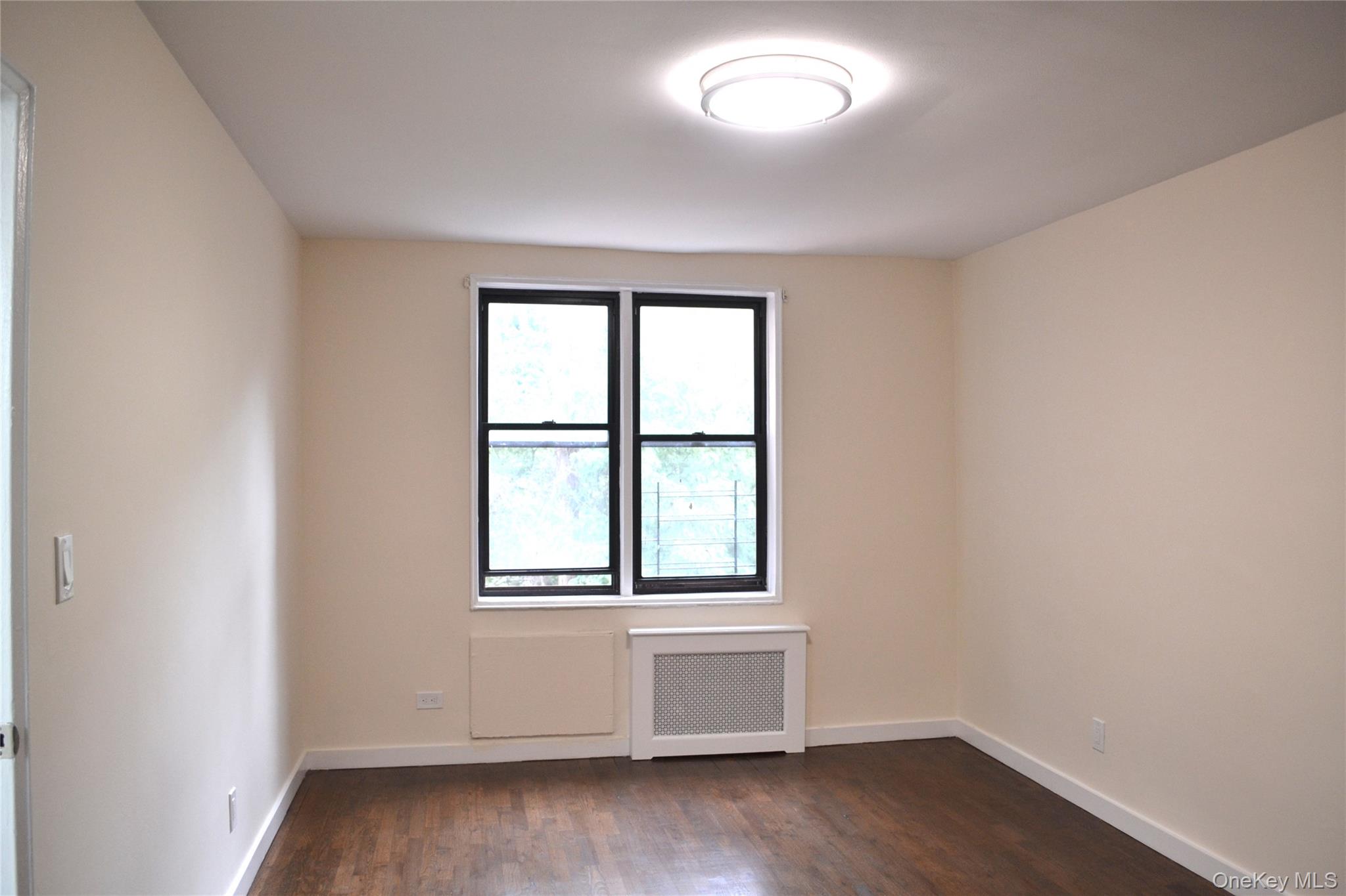 632 Warburton # 7A, Yonkers, NY 10701