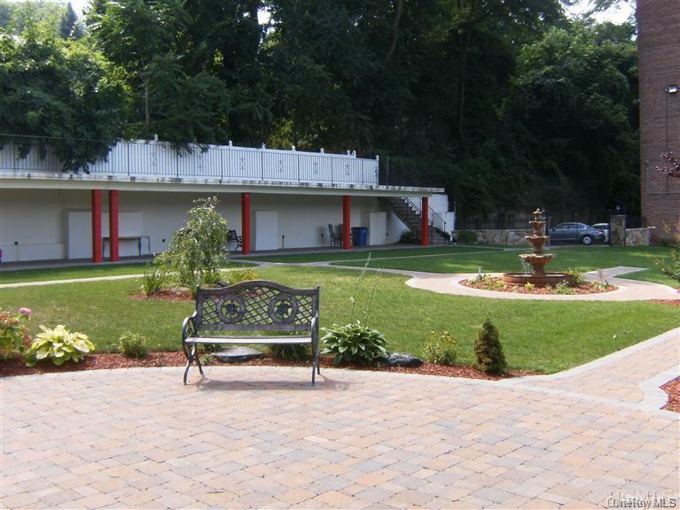 632 Warburton # 6K, Yonkers, NY 10701