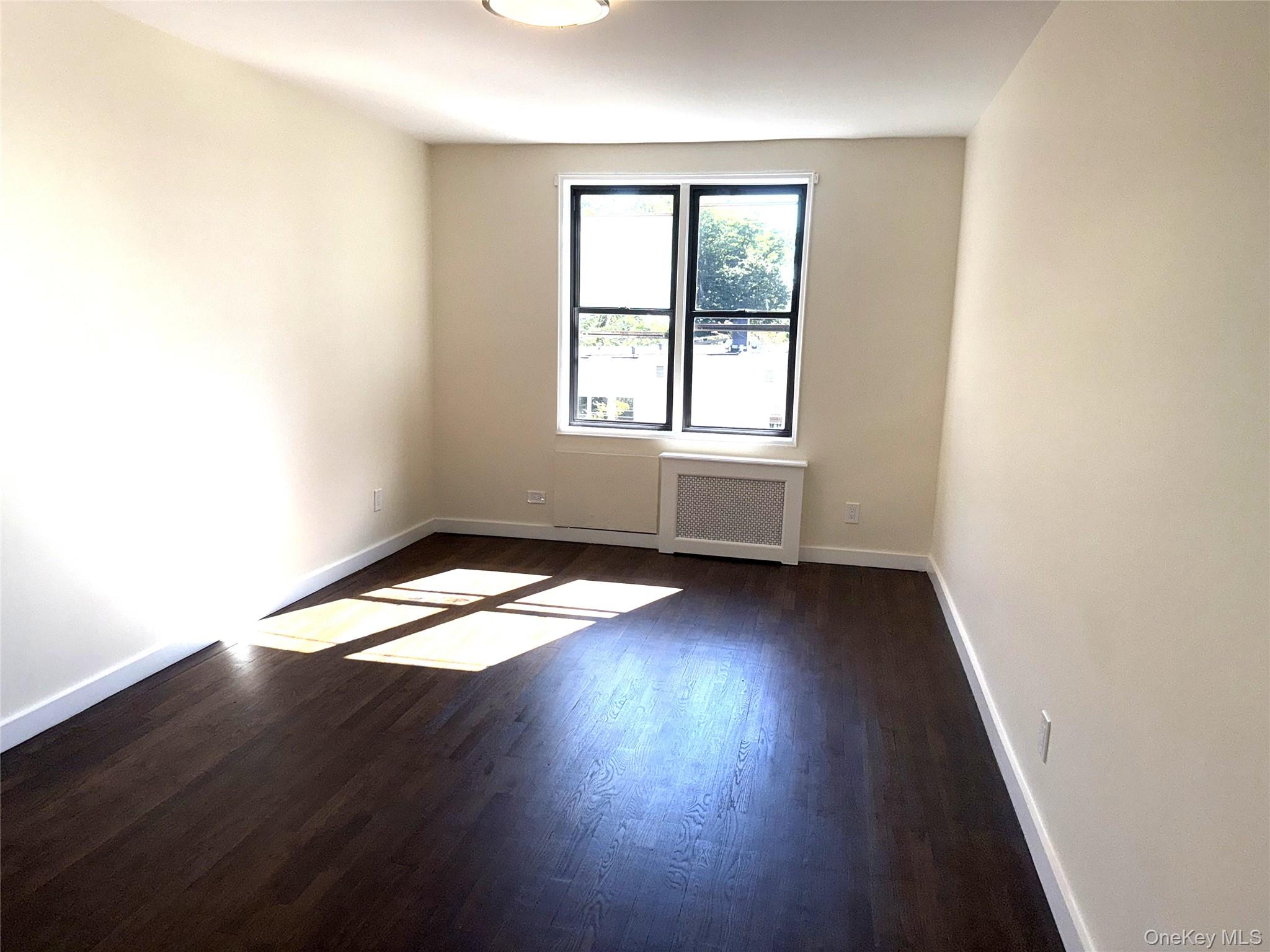 632 Warburton # 6K, Yonkers, NY 10701