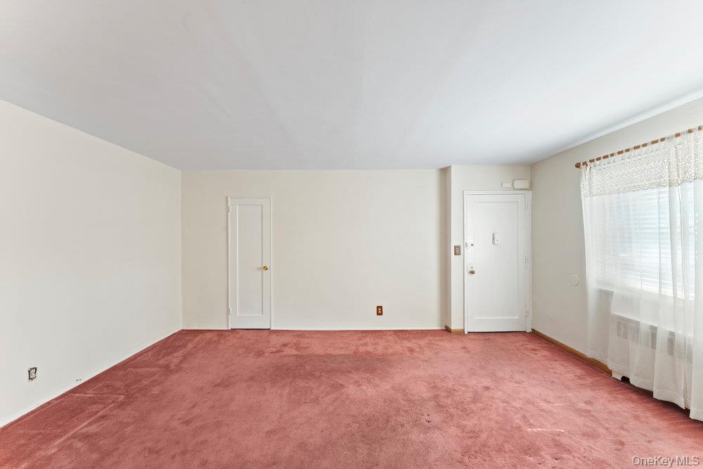 251-75 61st Avenue # #2-701, Little Neck, NY 11362