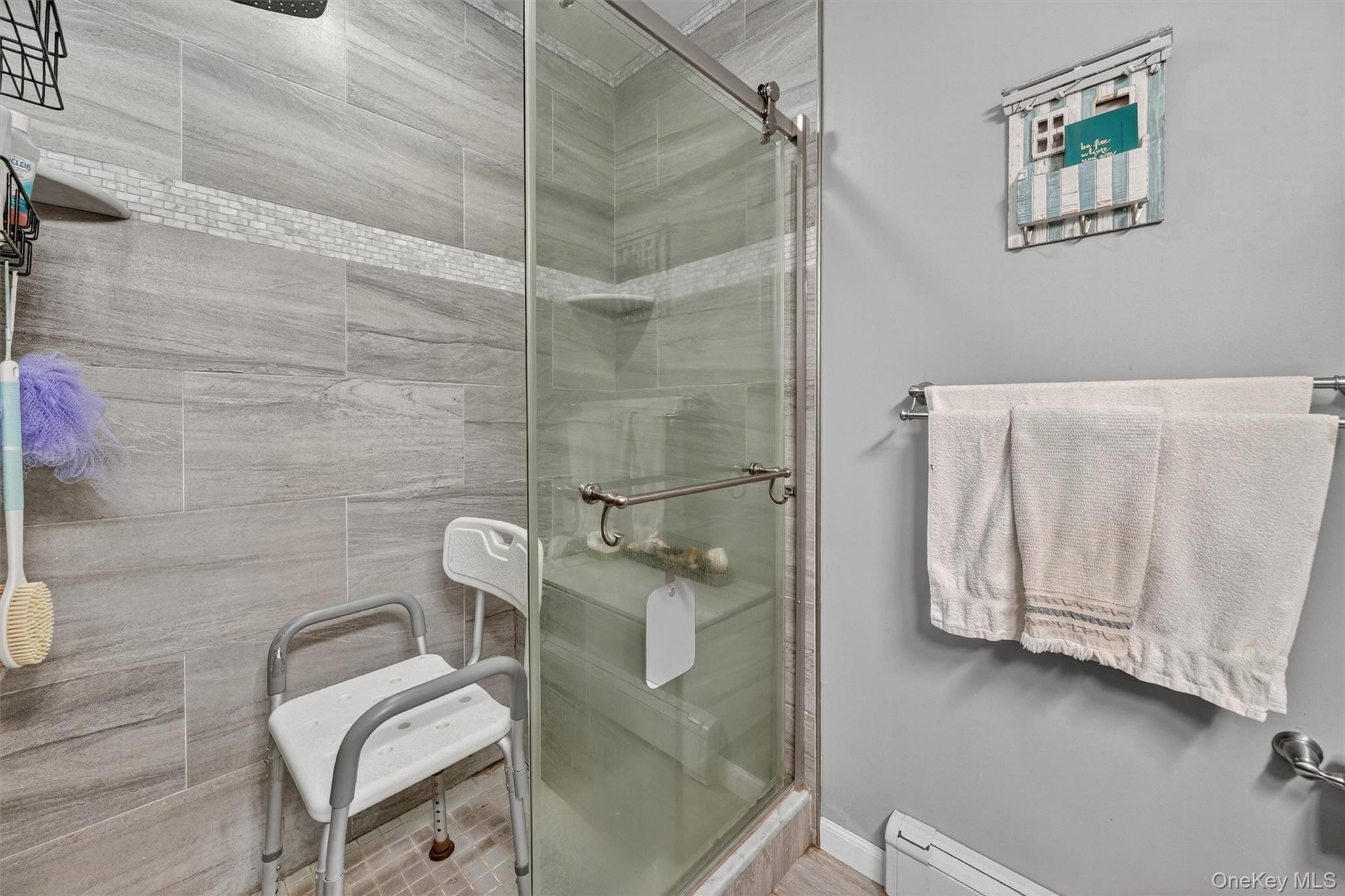 647 Minnieford Avenue, Bronx, NY 10464