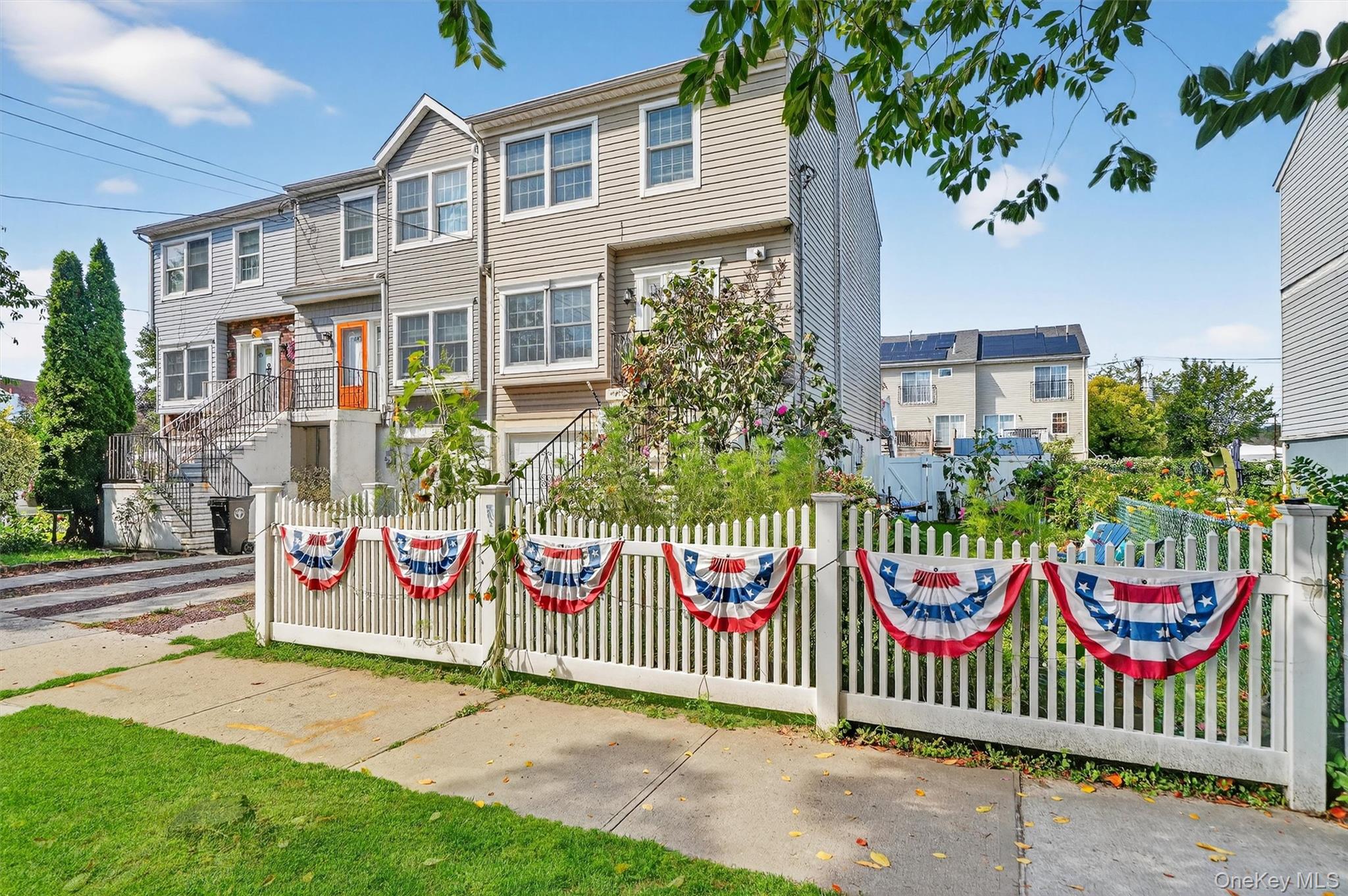 647 Minnieford Avenue, Bronx, NY 10464