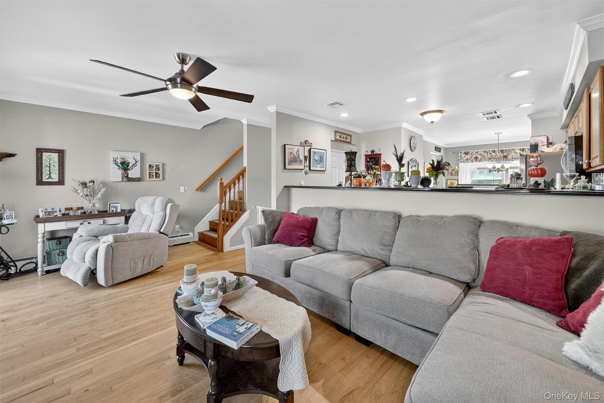 647 Minnieford Avenue, Bronx, NY 10464