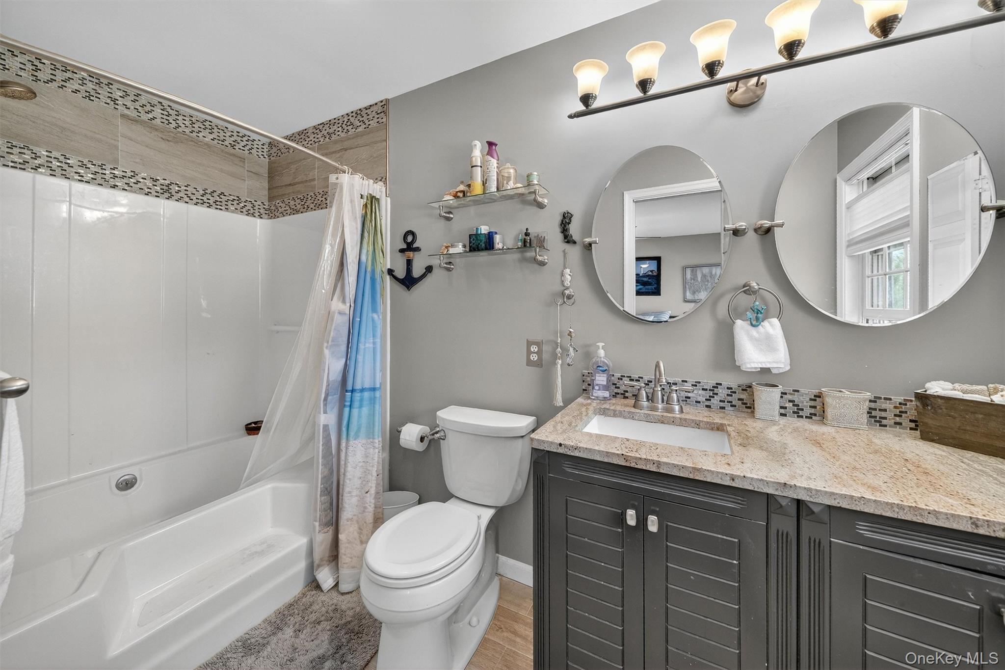 647 Minnieford Avenue, Bronx, NY 10464