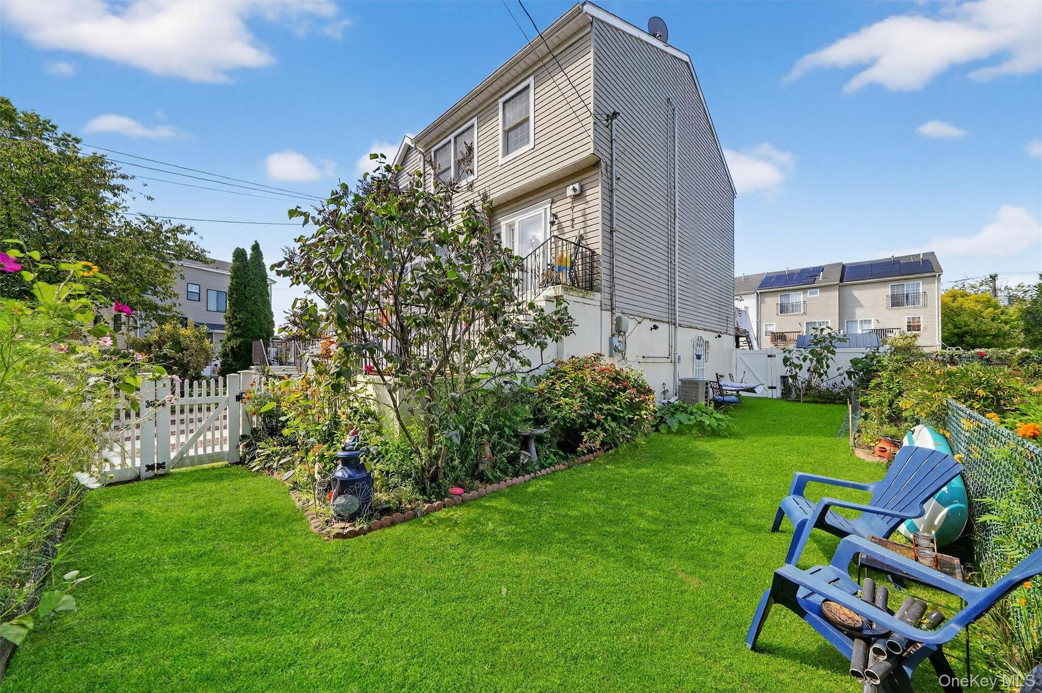 647 Minnieford Avenue, Bronx, NY 10464