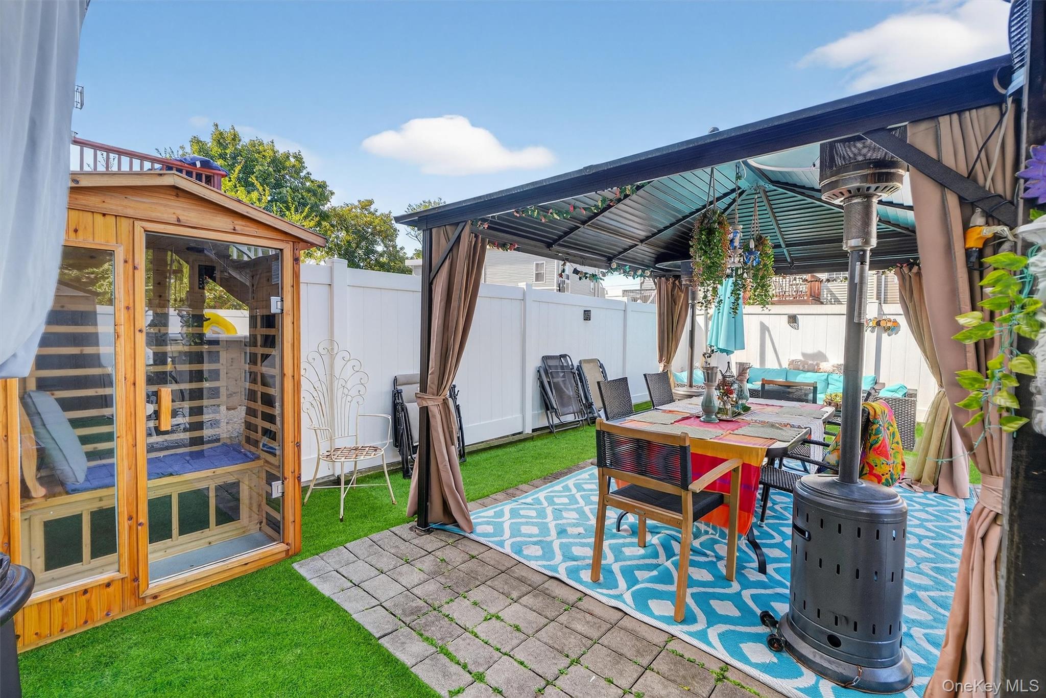 647 Minnieford Avenue, Bronx, NY 10464