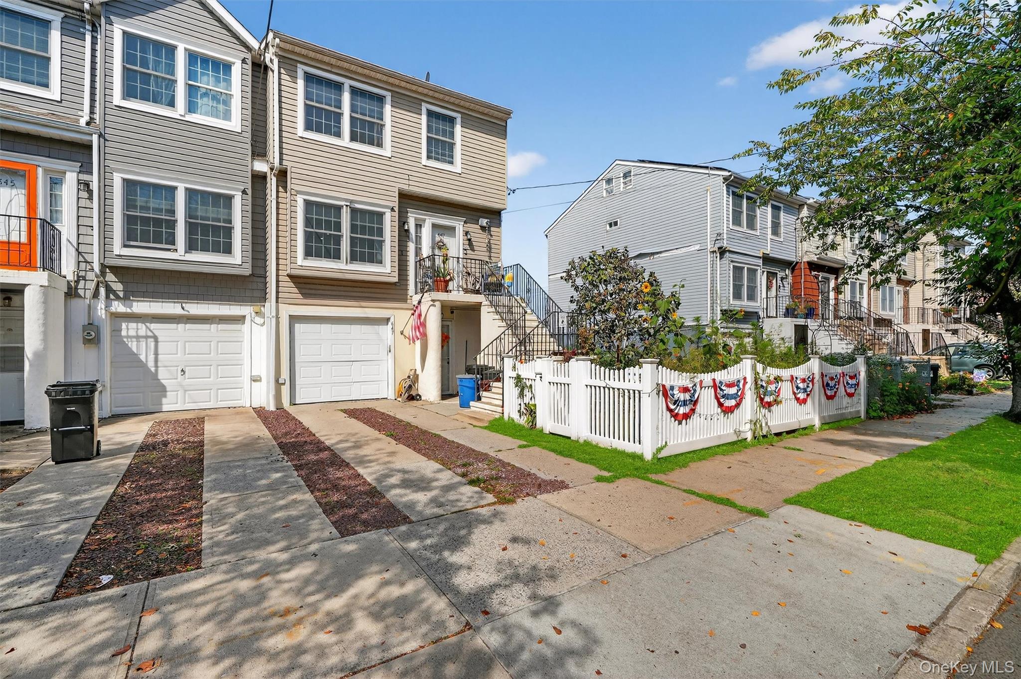 647 Minnieford Avenue, Bronx, NY 10464