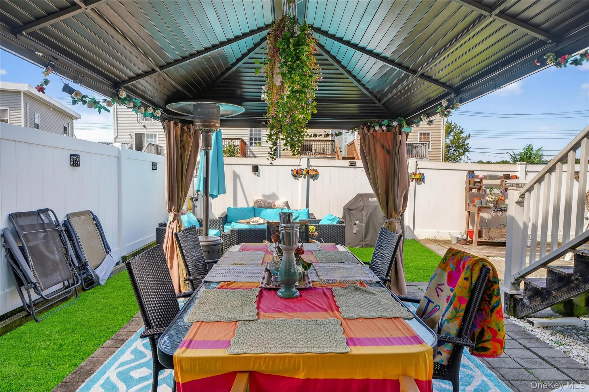 647 Minnieford Avenue, Bronx, NY 10464