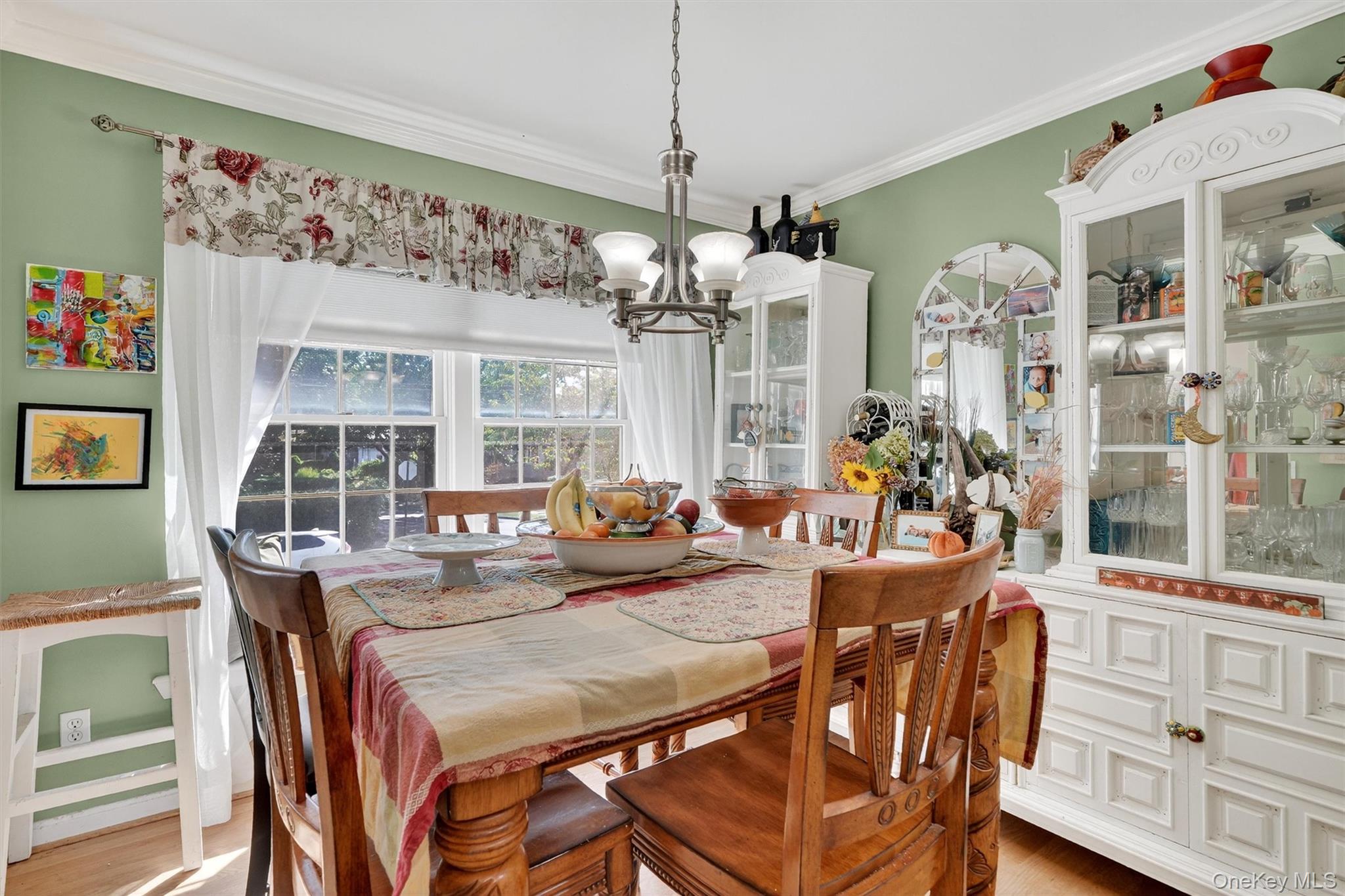 647 Minnieford Avenue, Bronx, NY 10464