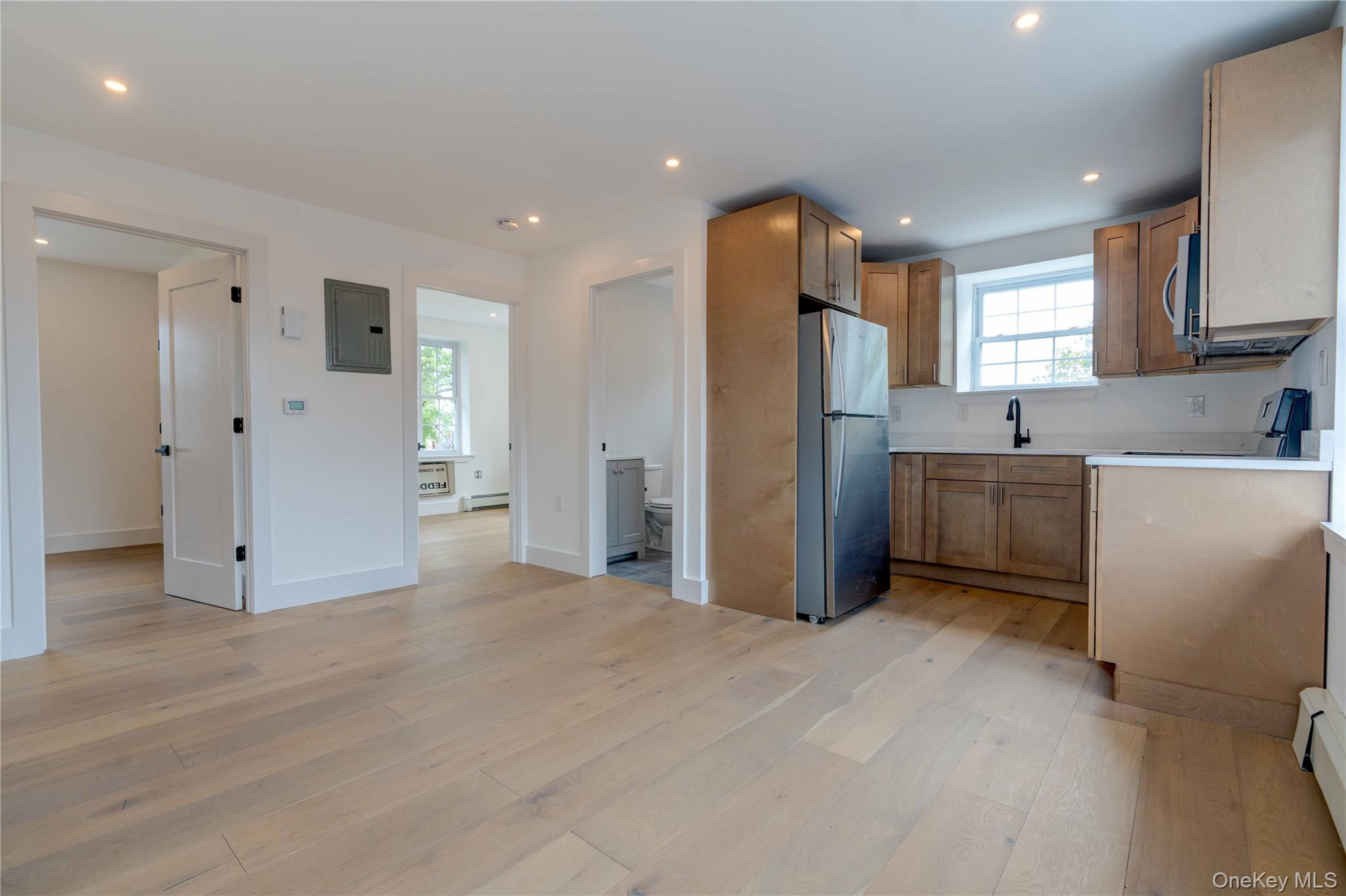 1056 E 215th Street, Bronx, NY 10469