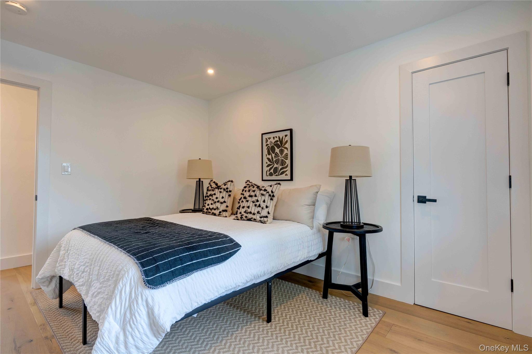 1056 E 215th Street, Bronx, NY 10469