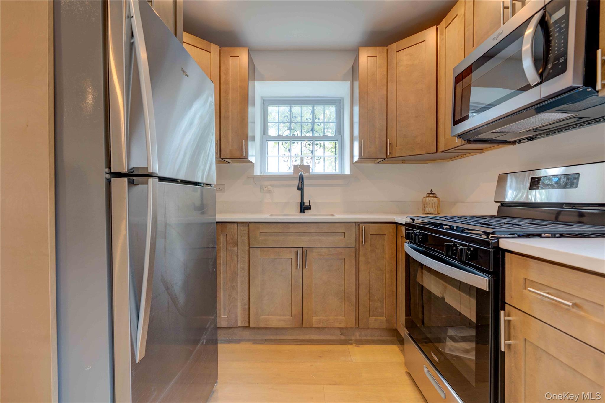 1056 E 215th Street, Bronx, NY 10469