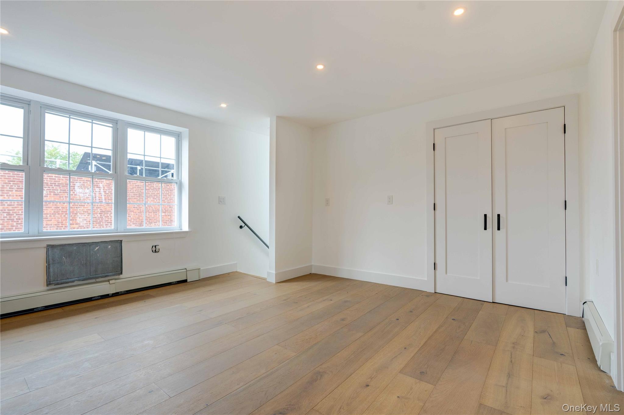 1056 E 215th Street, Bronx, NY 10469