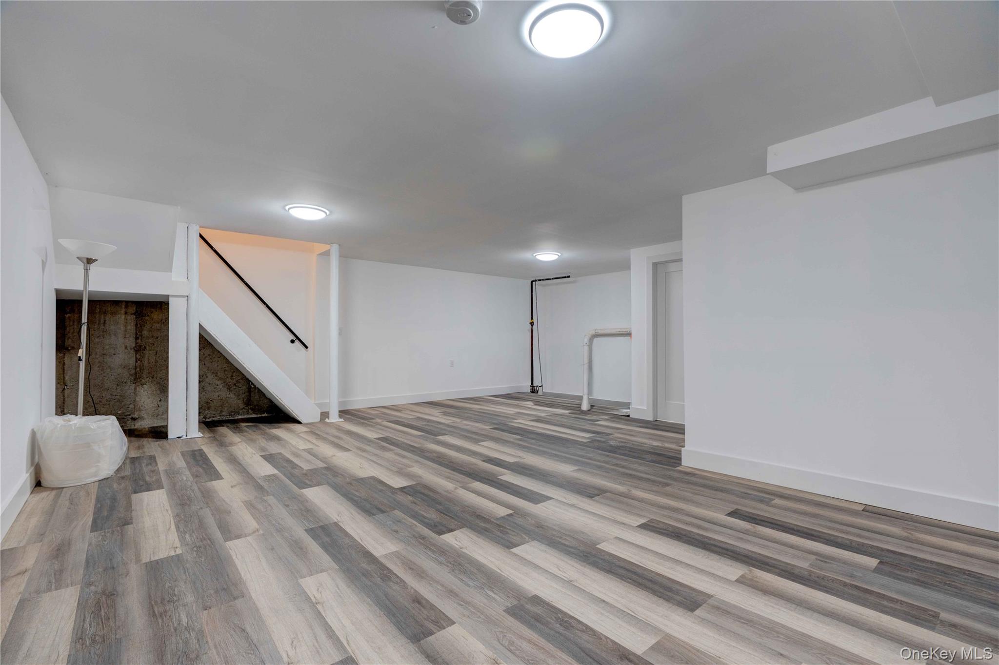 1056 E 215th Street, Bronx, NY 10469