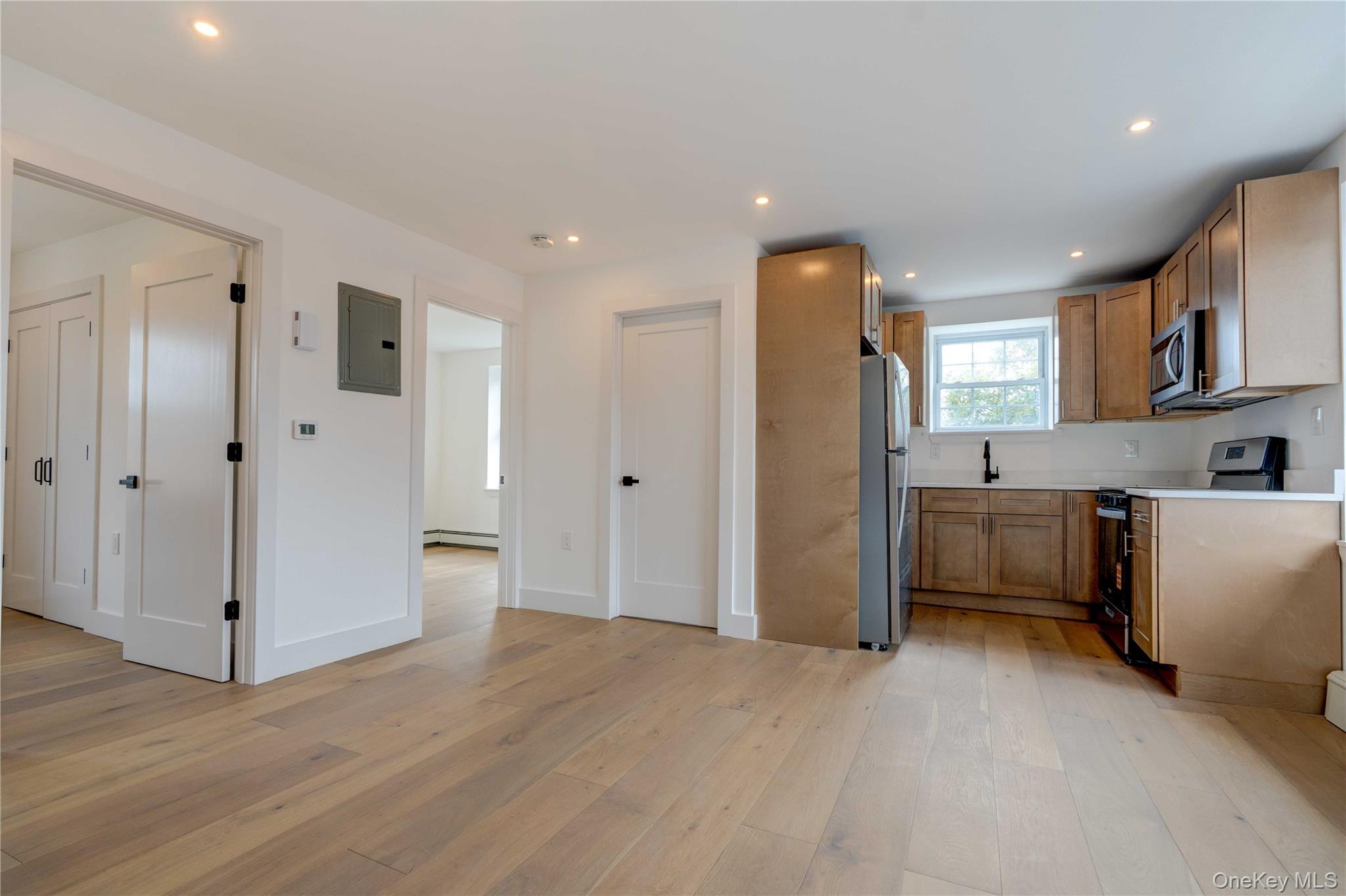 1056 E 215th Street, Bronx, NY 10469