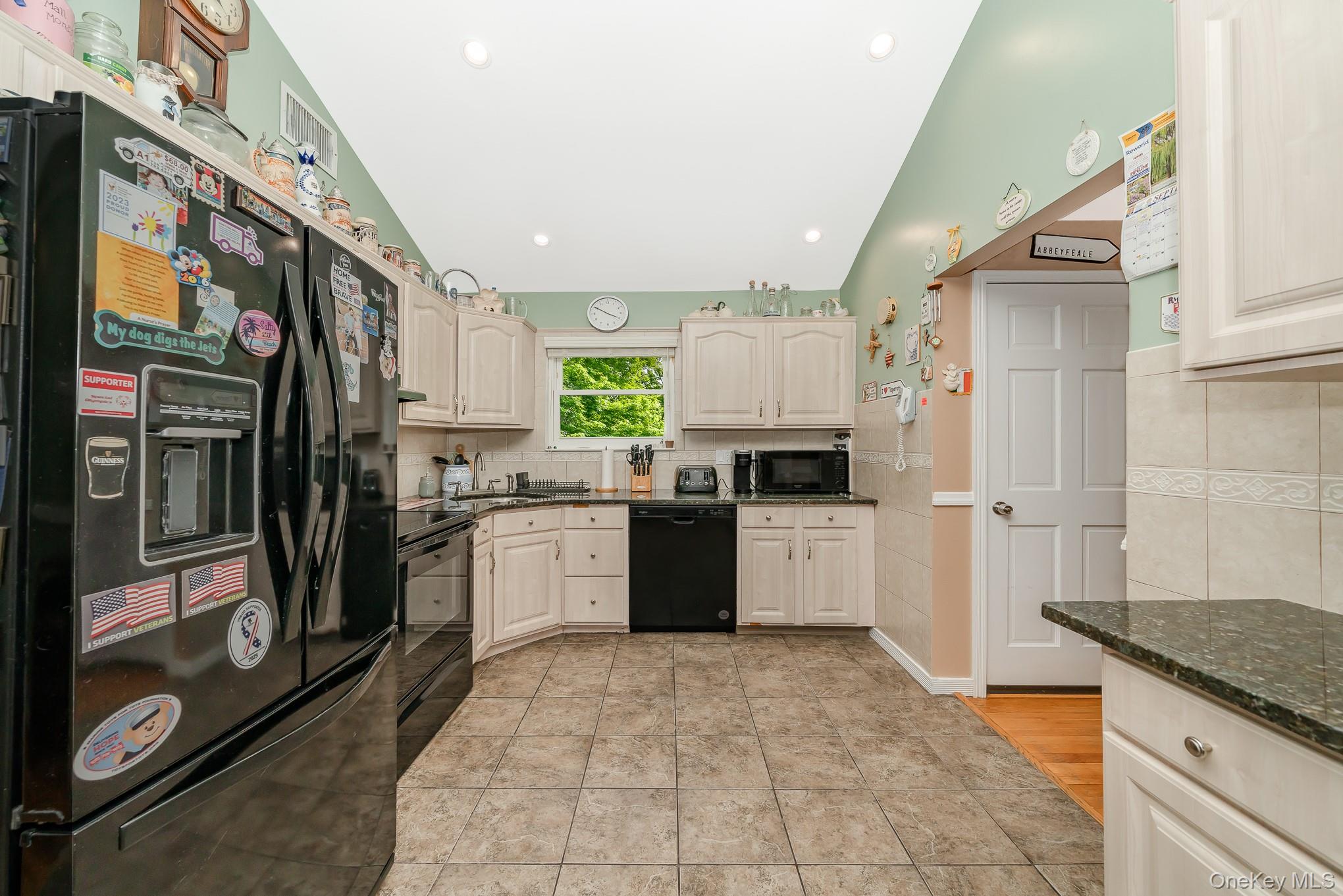 3663 Roanoke Street, Seaford, NY 11783