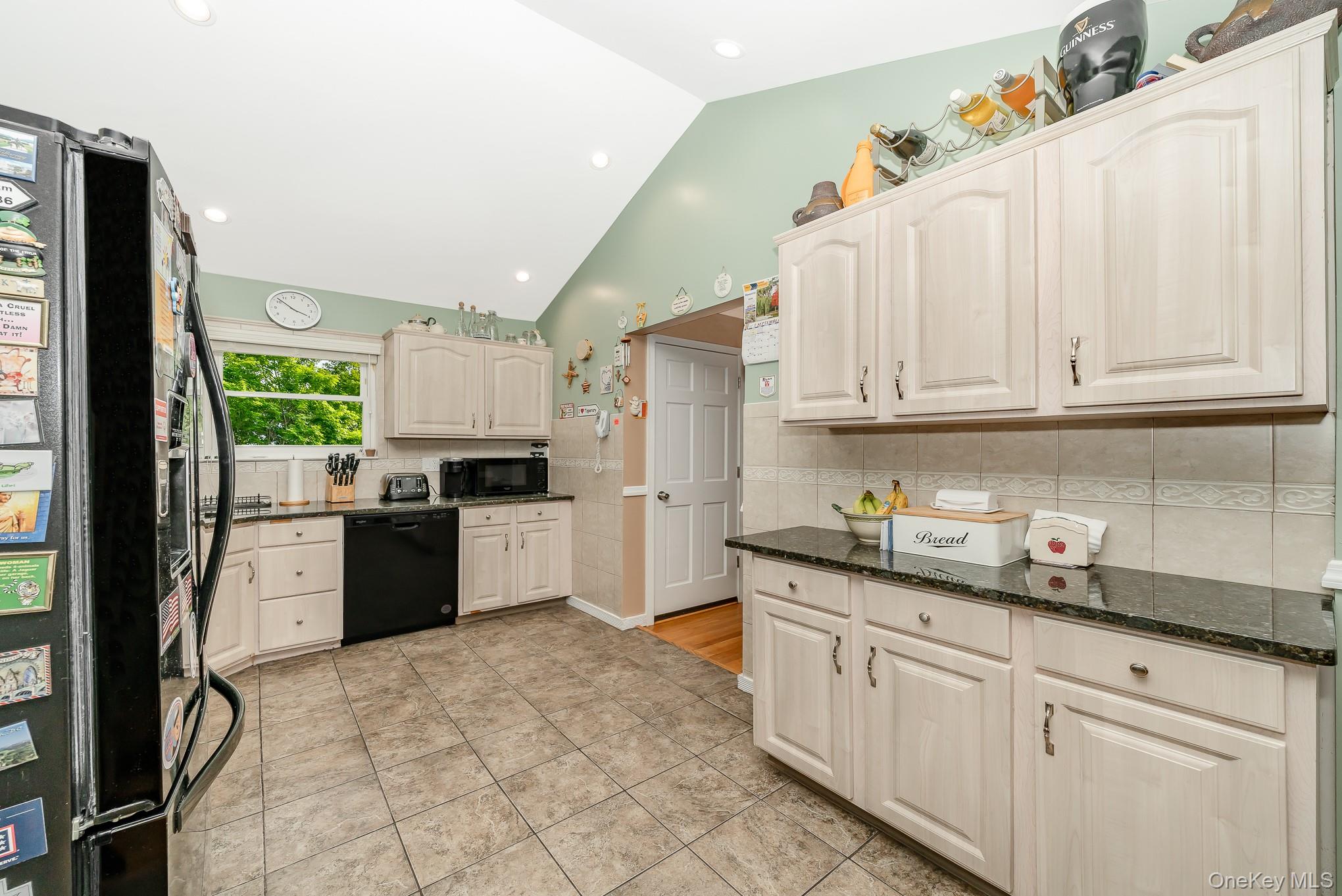 3663 Roanoke Street, Seaford, NY 11783