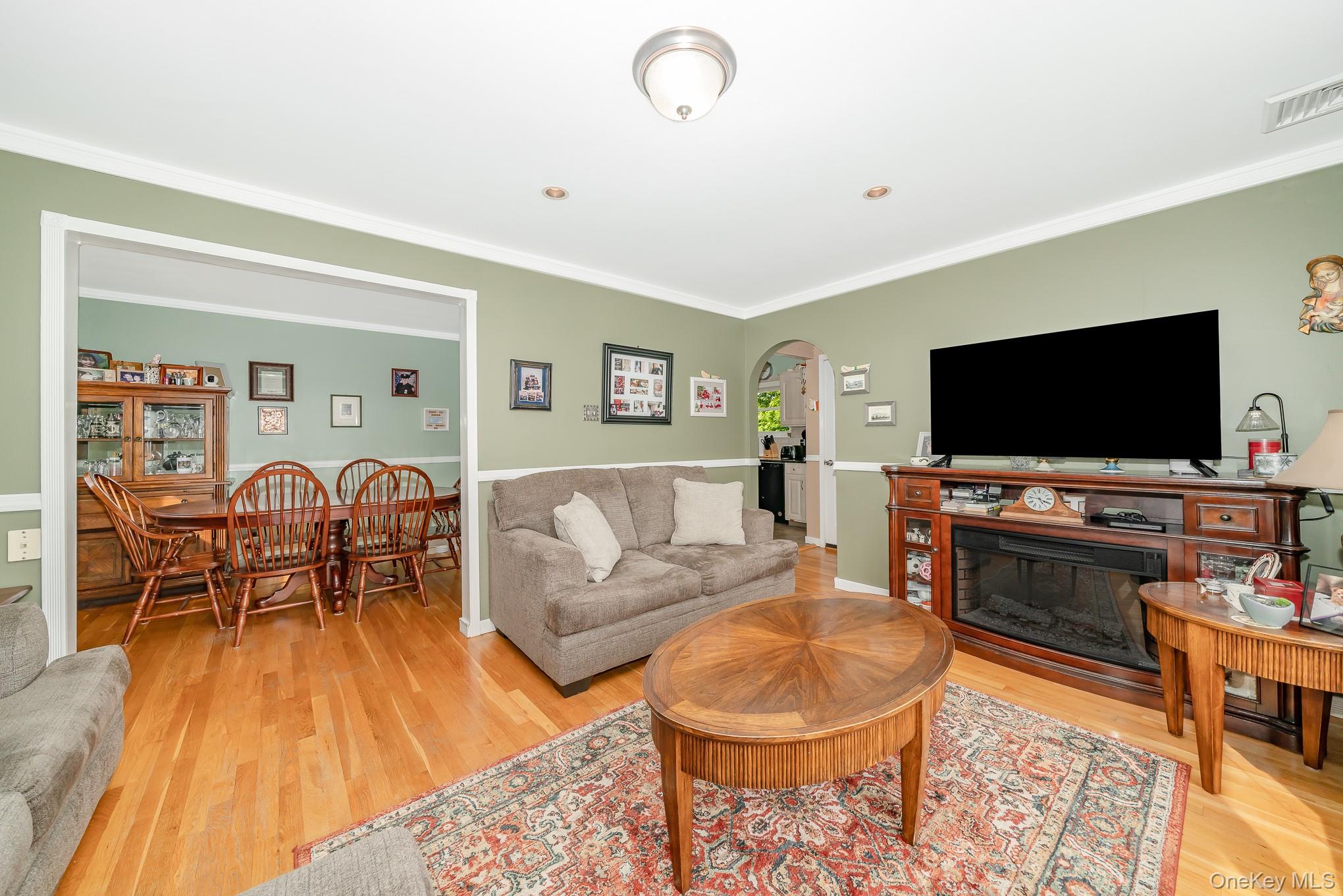 3663 Roanoke Street, Seaford, NY 11783