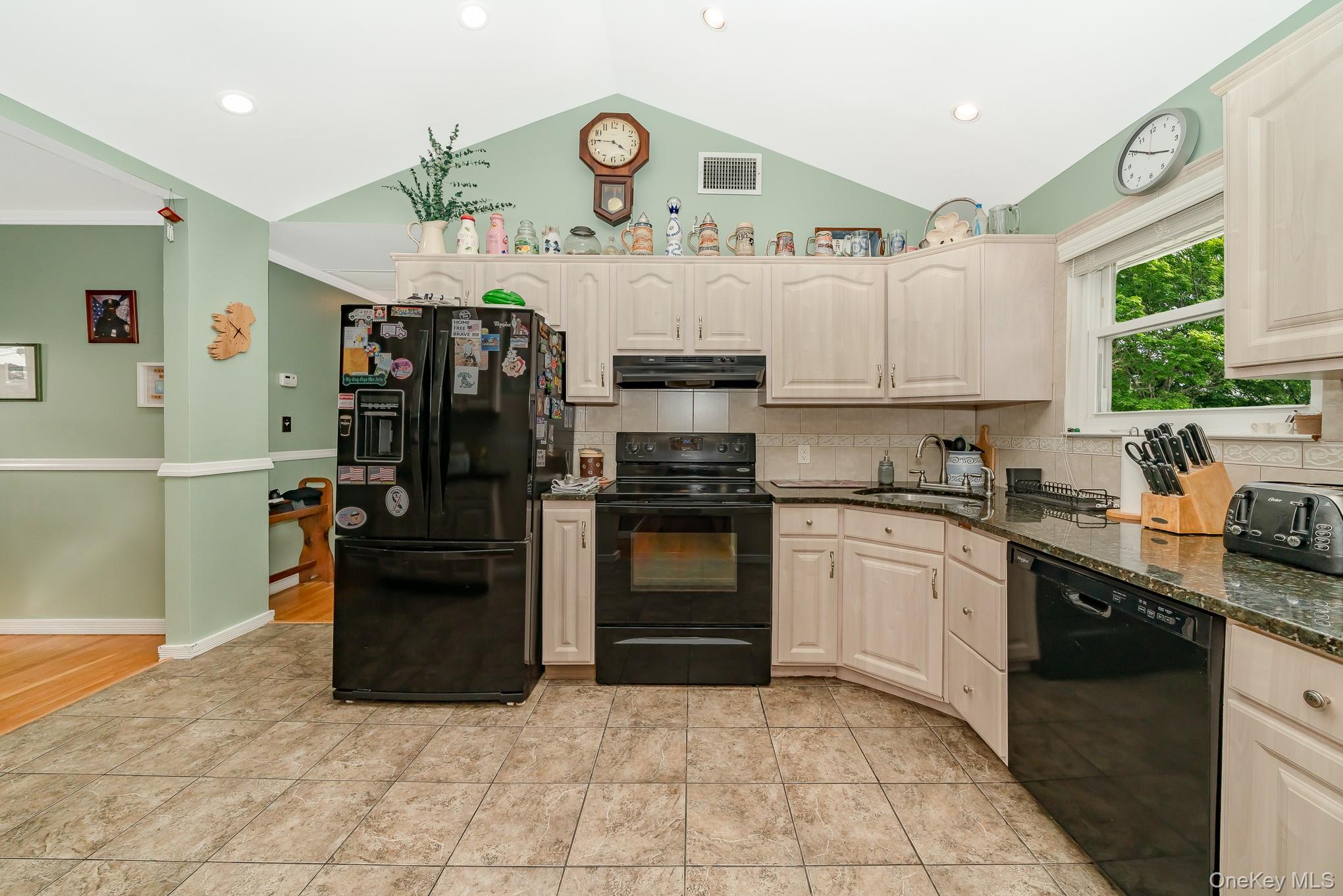 3663 Roanoke Street, Seaford, NY 11783