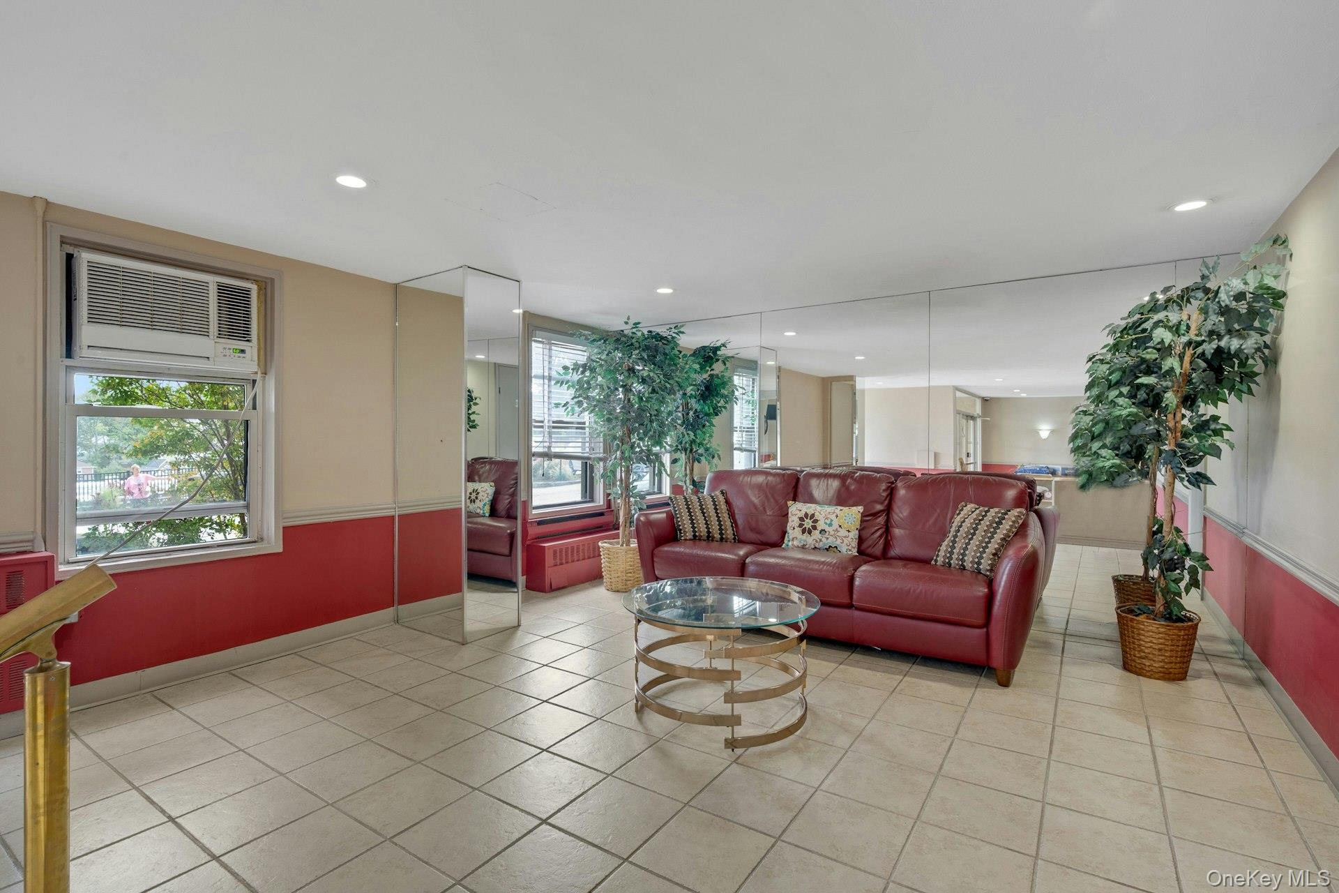 1853 Central Park Avenue # 9J, Yonkers, NY 10710