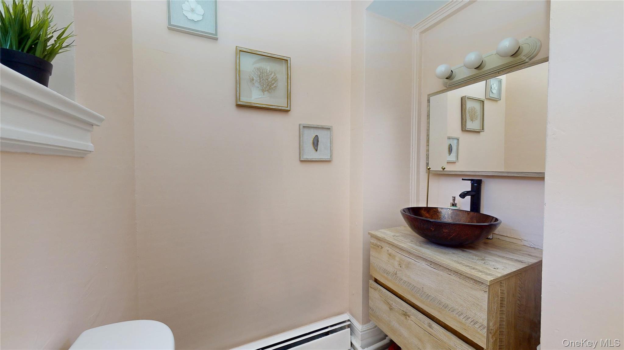 42 W Main Street, Riverhead, NY 11901