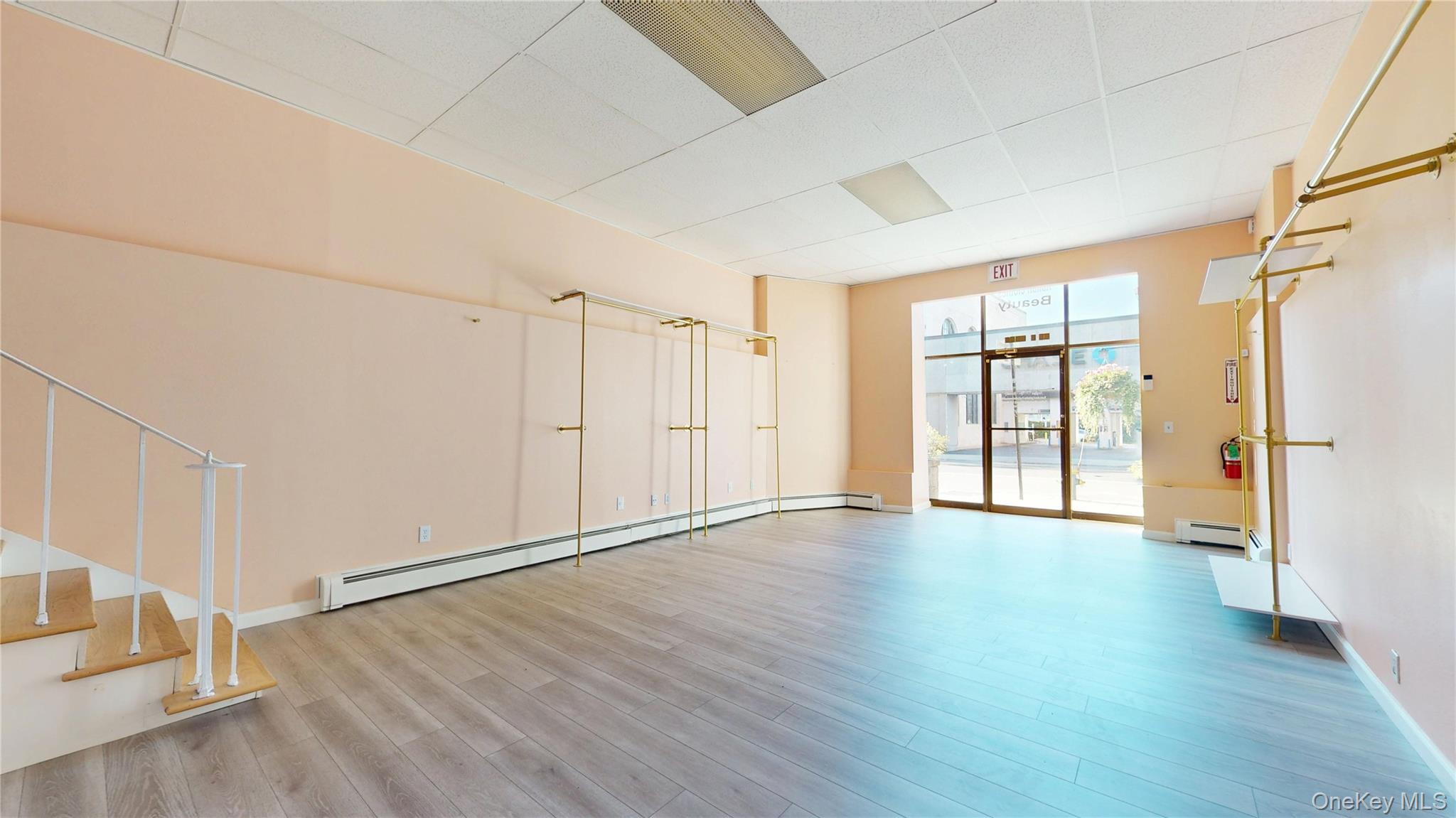 42 W Main Street, Riverhead, NY 11901