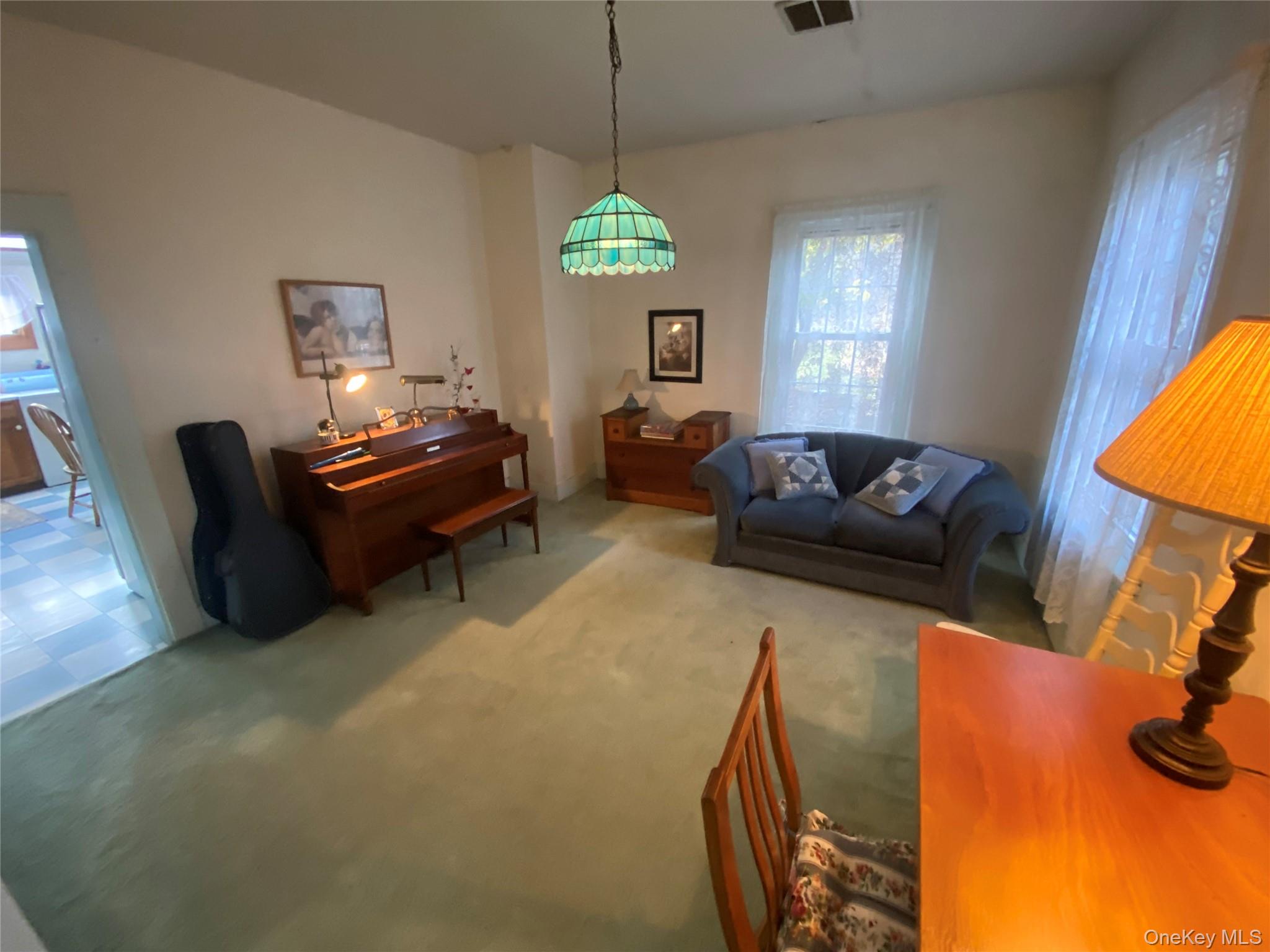 10 Prospect Street, Unionville, NY 10988