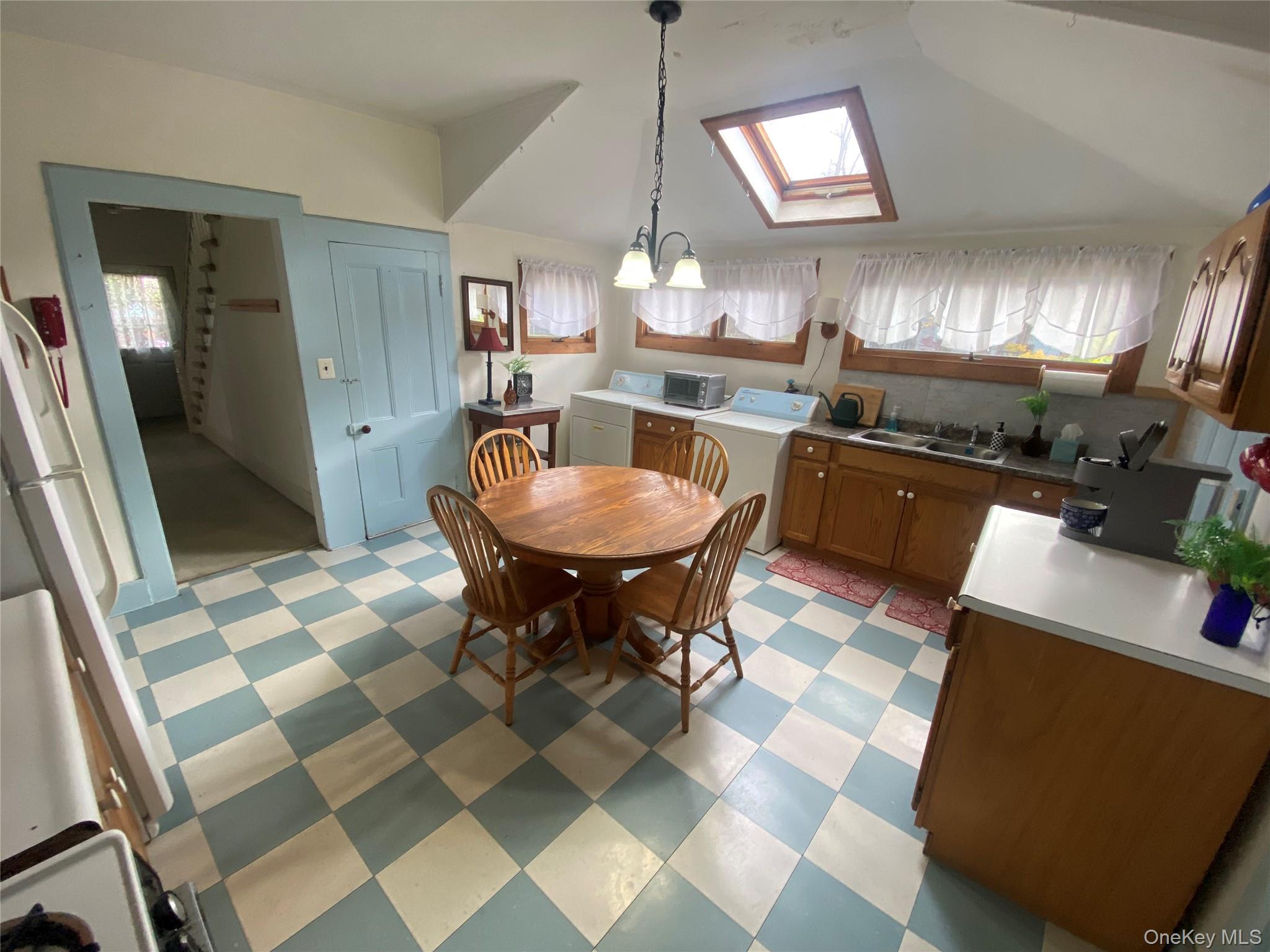 10 Prospect Street, Unionville, NY 10988