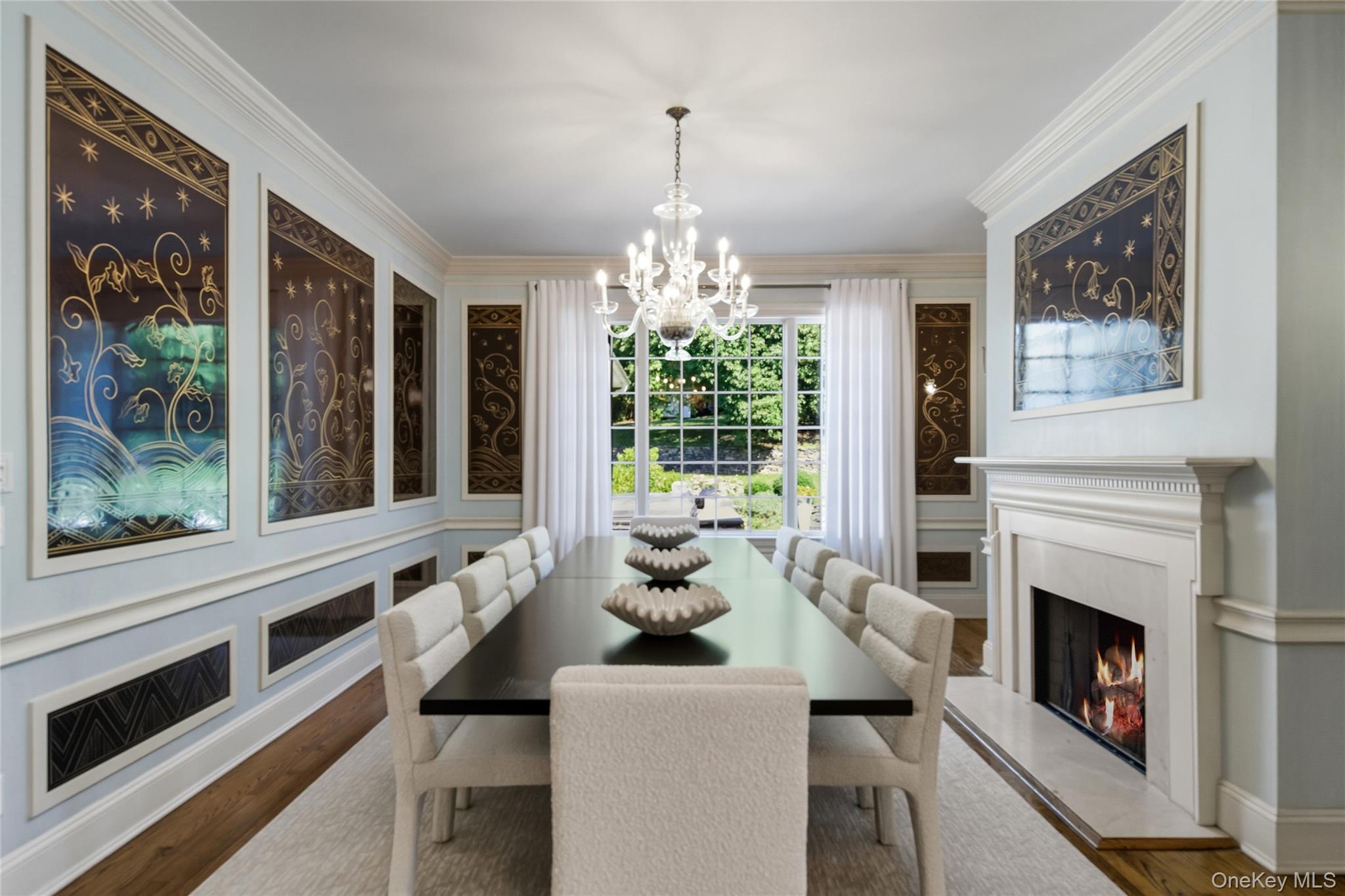 28 Sterling Lane, Sands Point, NY 11050