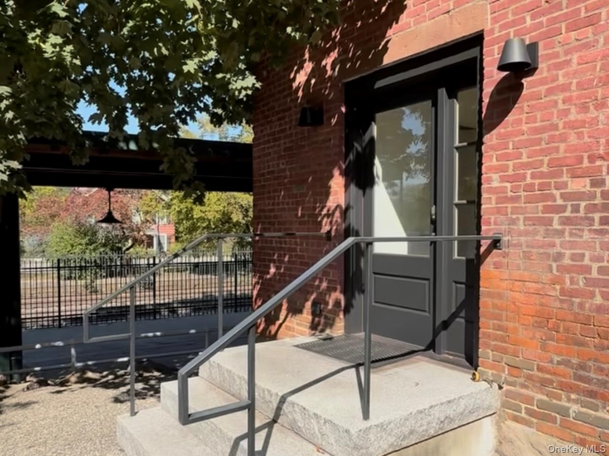 21 Lower Station Road, Garrison, NY 10524