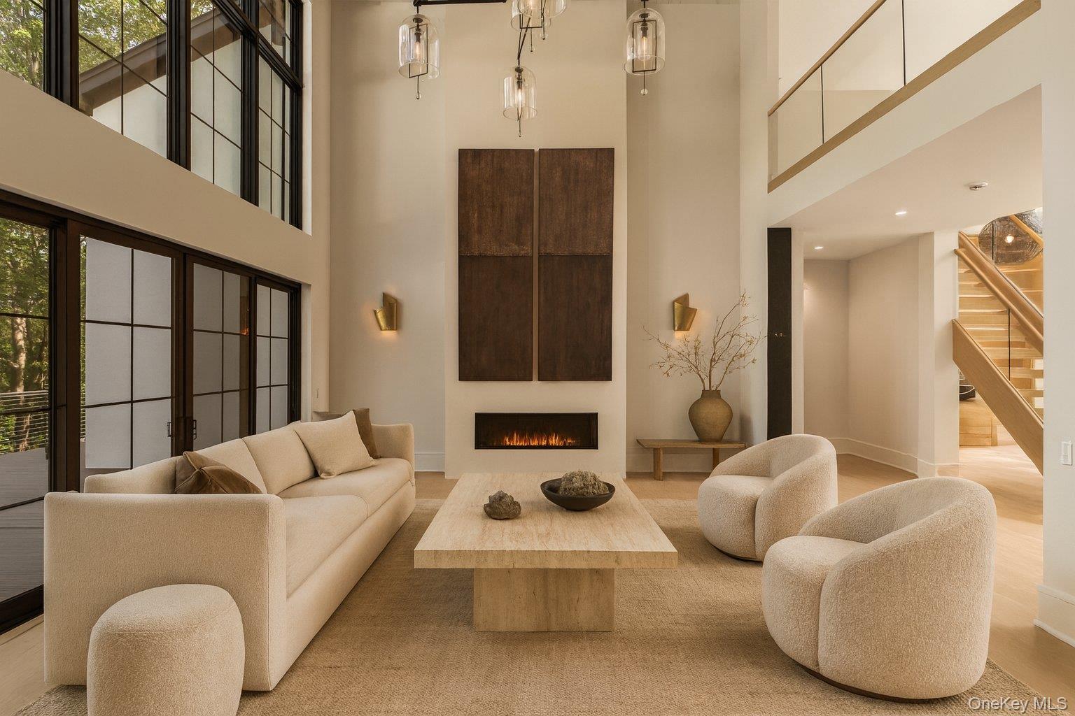 28 Earle Drive, Muttontown, NY 11791