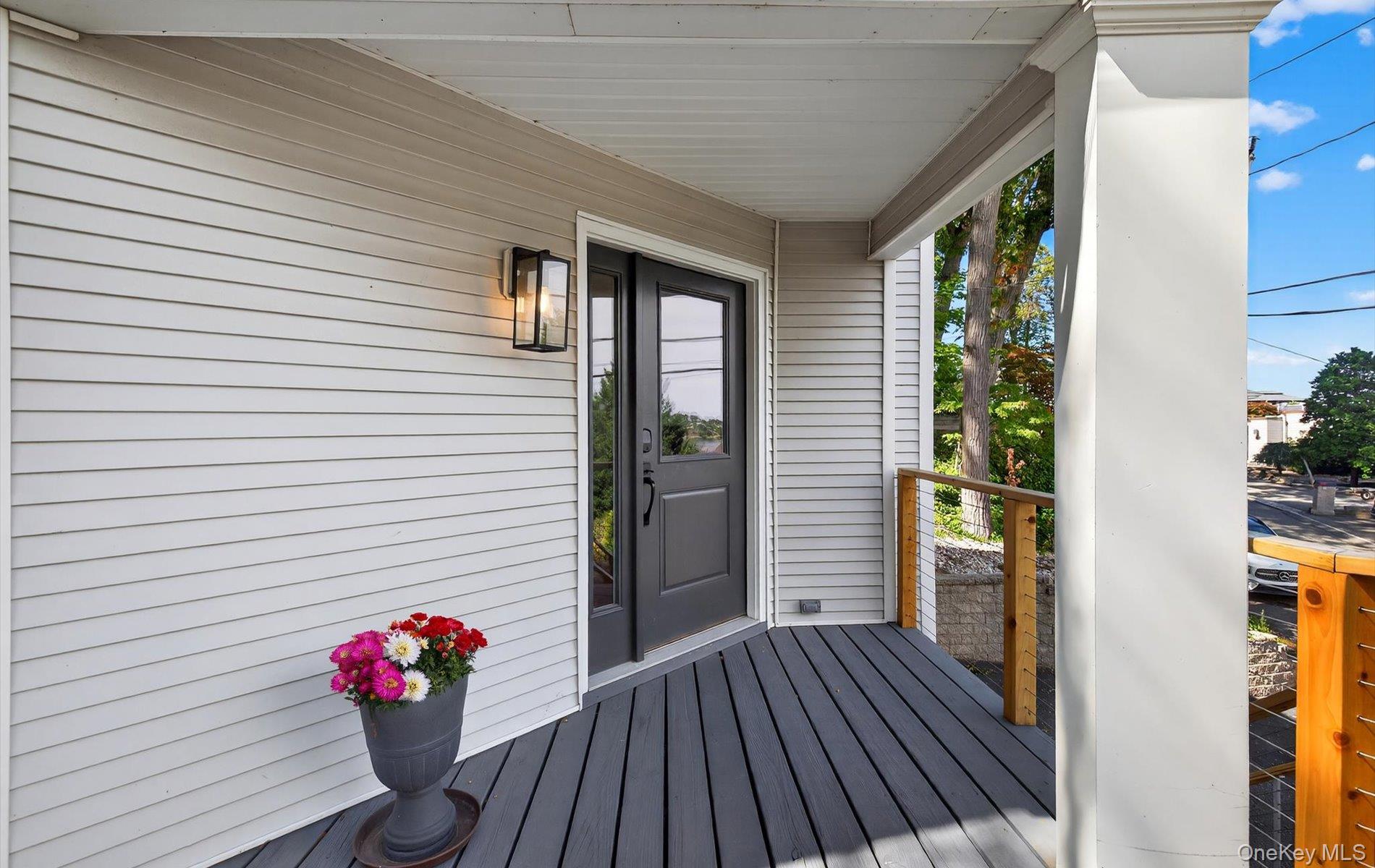 602 McKinley Terrace, Centerport, NY 11721