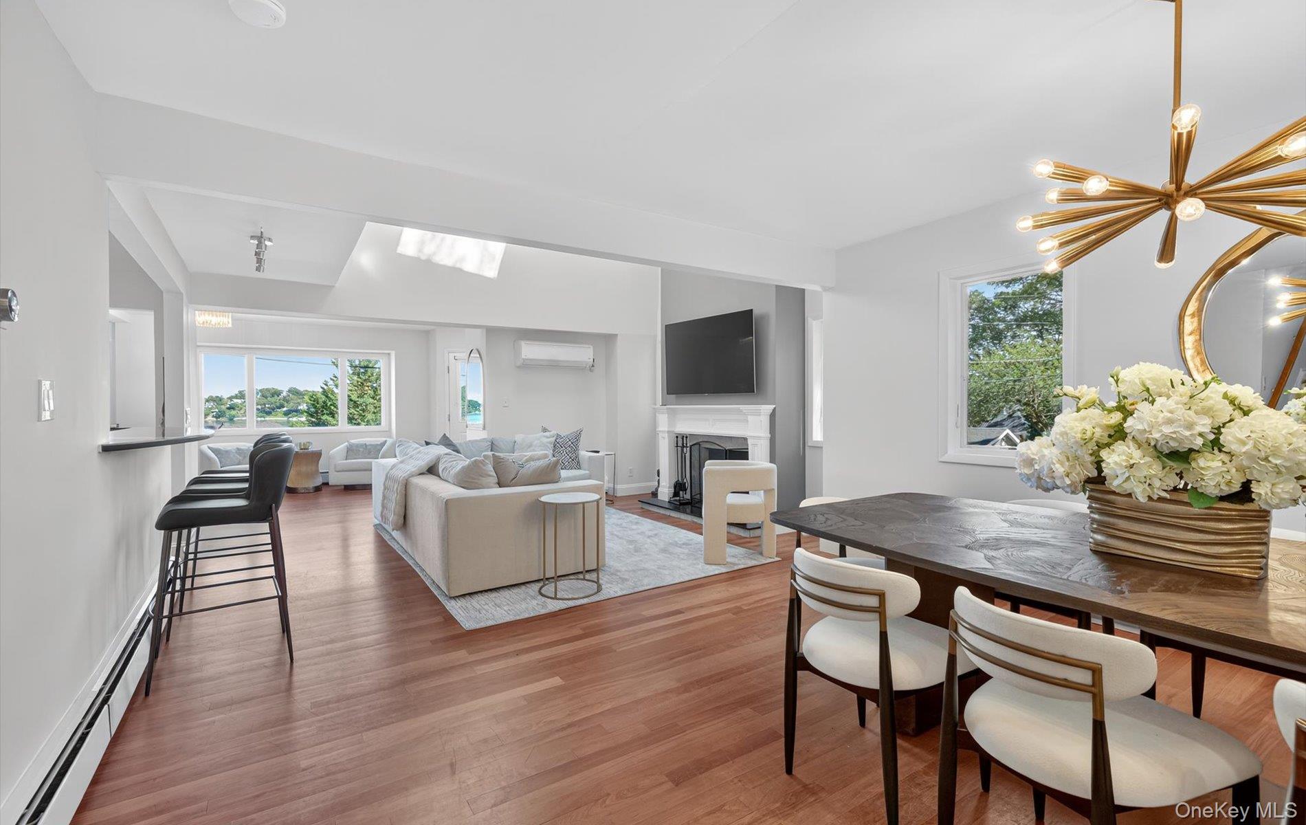 602 McKinley Terrace, Centerport, NY 11721