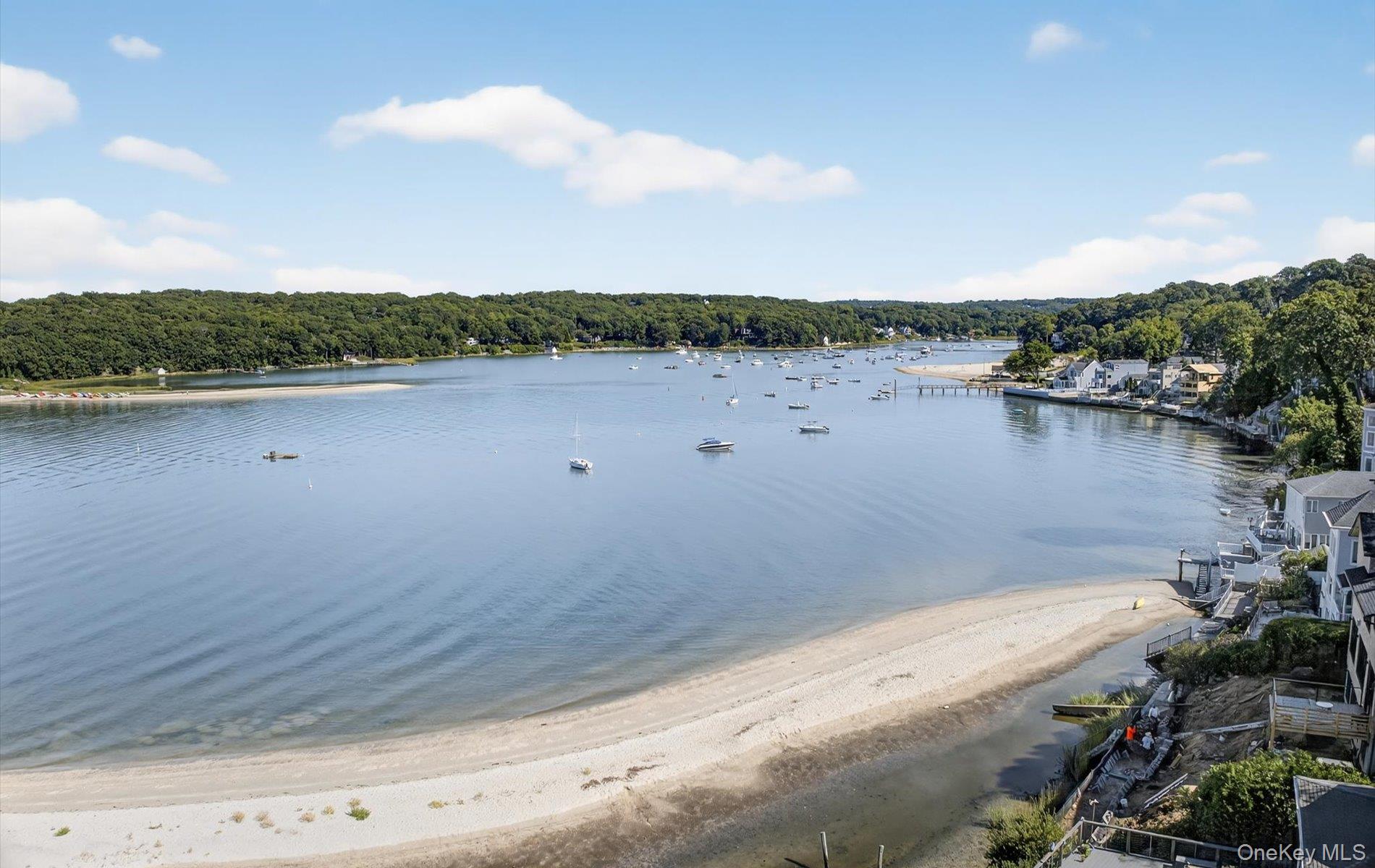 602 McKinley Terrace, Centerport, NY 11721