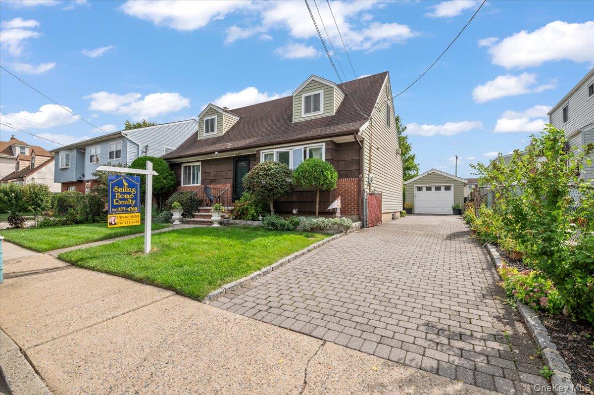 126 Carnegie Avenue, Elmont, NY 11003